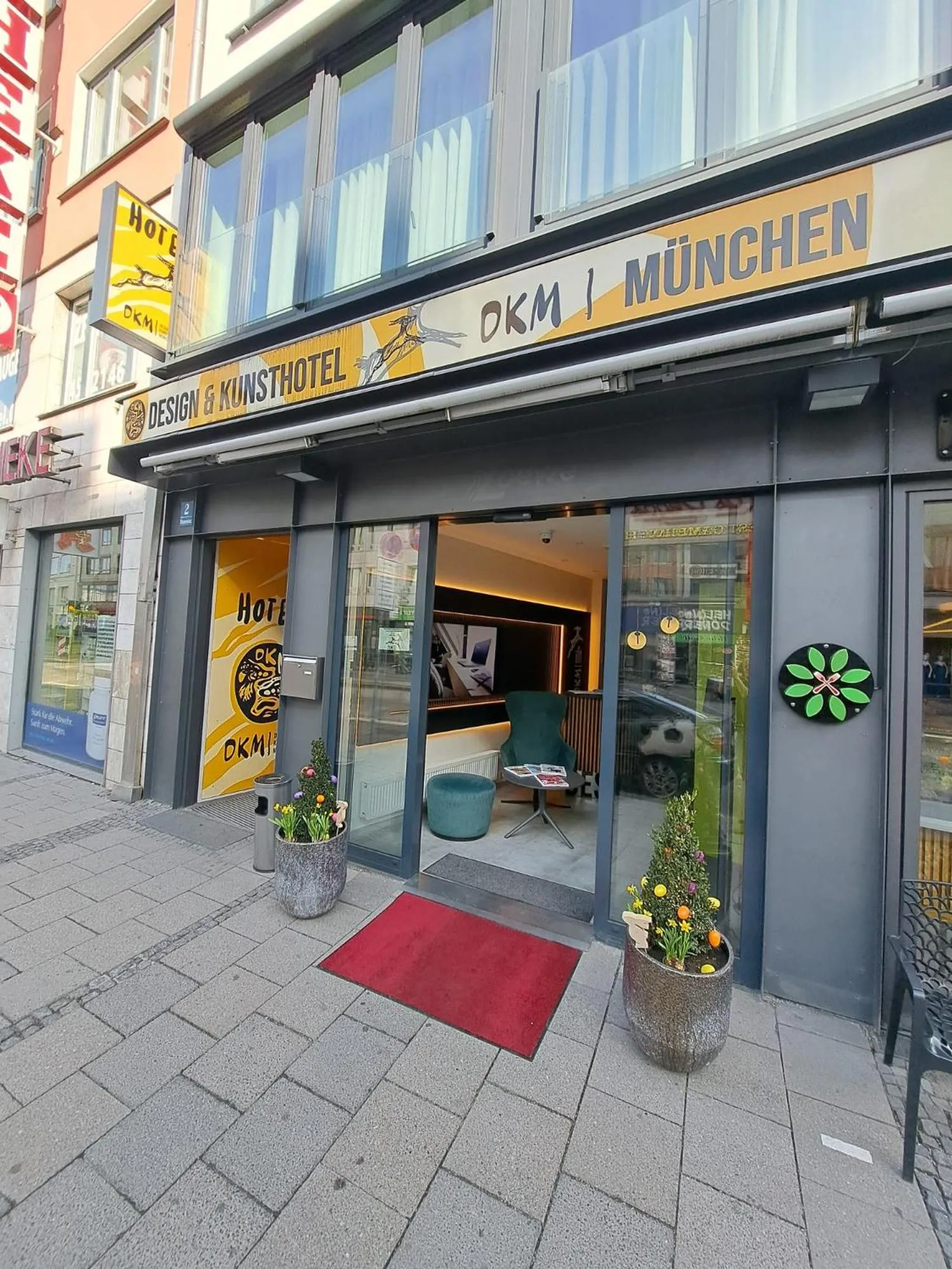 Property building in Design- und Kunsthotel München