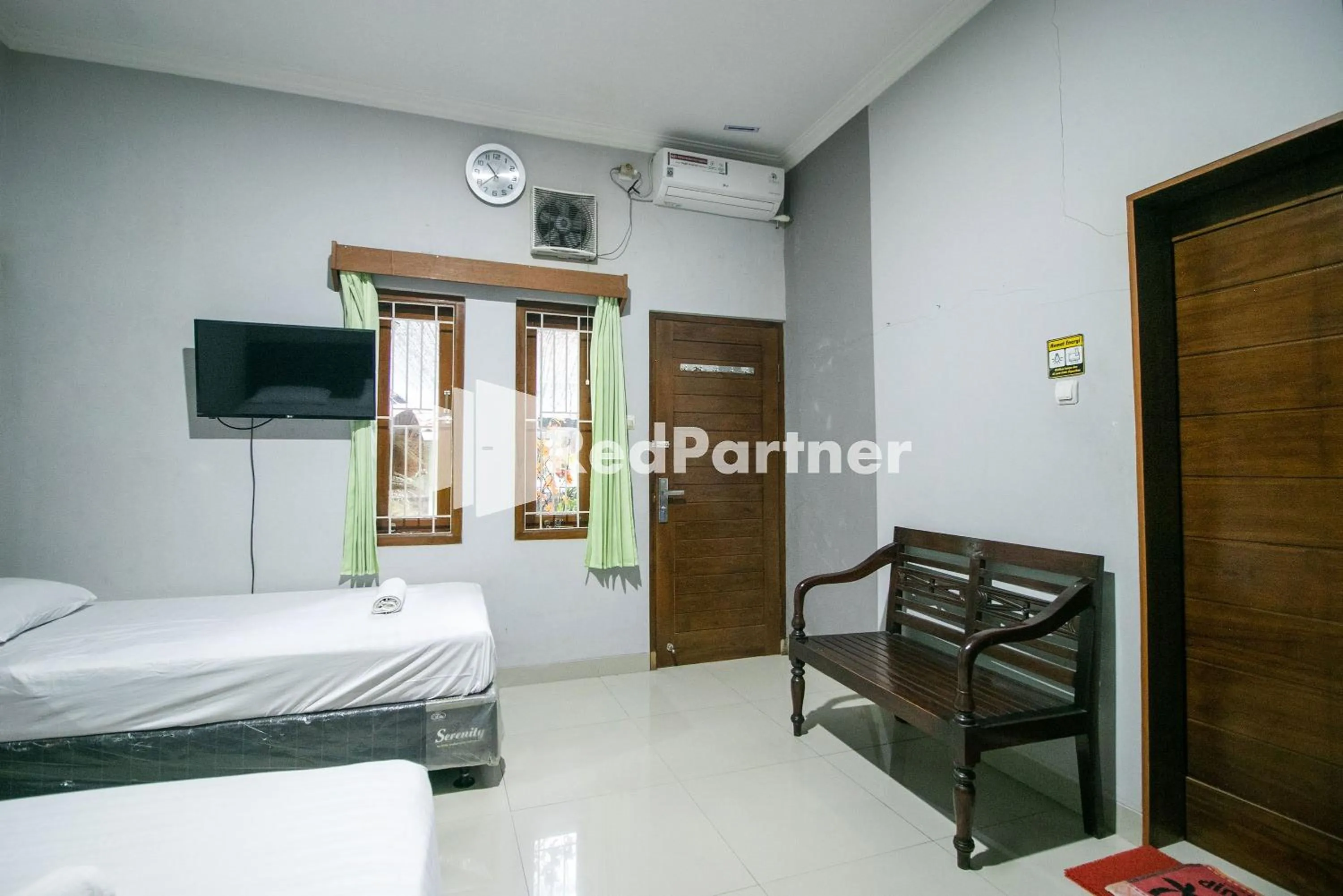 Bedroom, Bed in Kedyla Homestay Syariah Patangpuluhan Malioboro Area Yogyakarta RedPartner