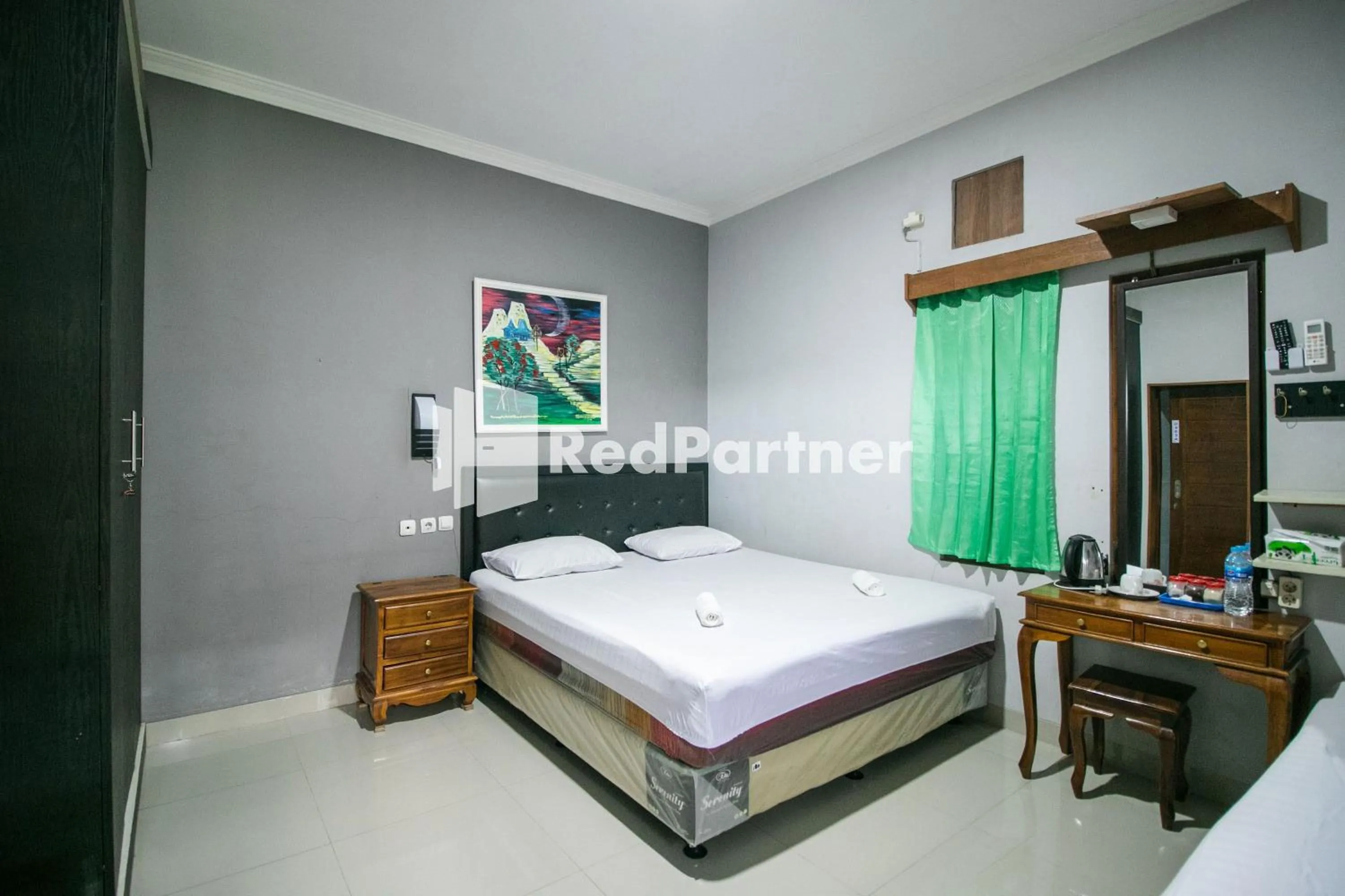 Bedroom, Bed in Kedyla Homestay Syariah Patangpuluhan Malioboro Area Yogyakarta RedPartner