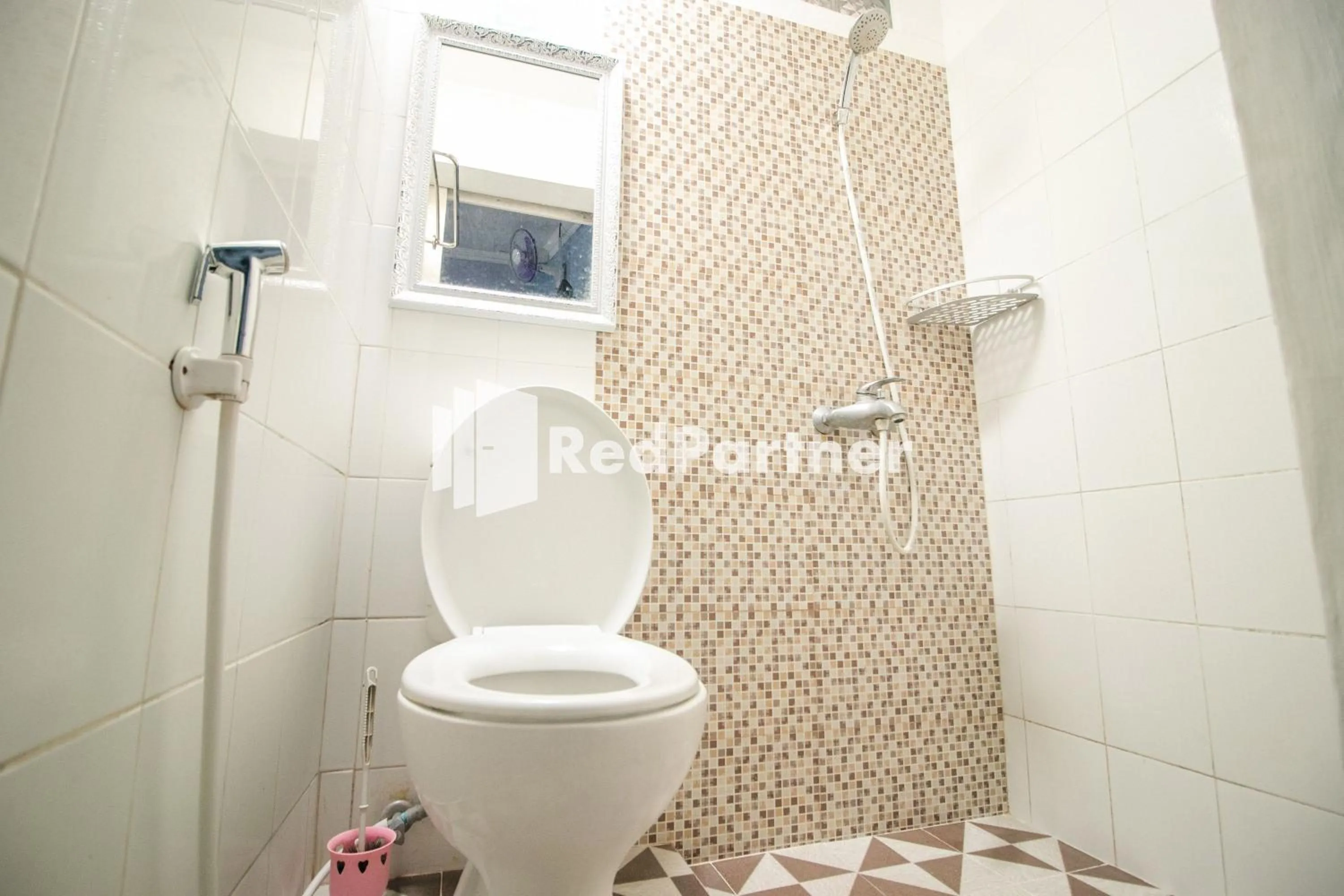 Bathroom in Kedyla Homestay Syariah Patangpuluhan Malioboro Area Yogyakarta RedPartner