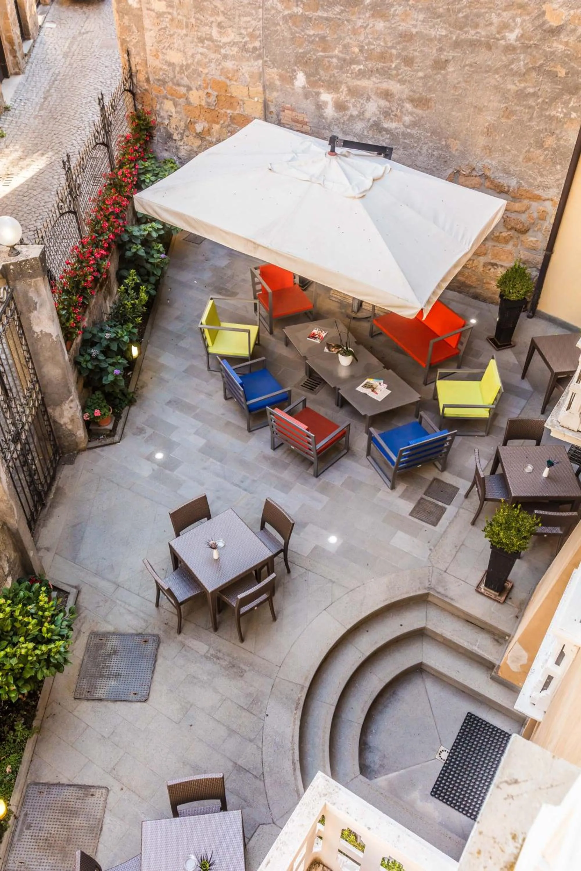 Patio in Hotel Duomo