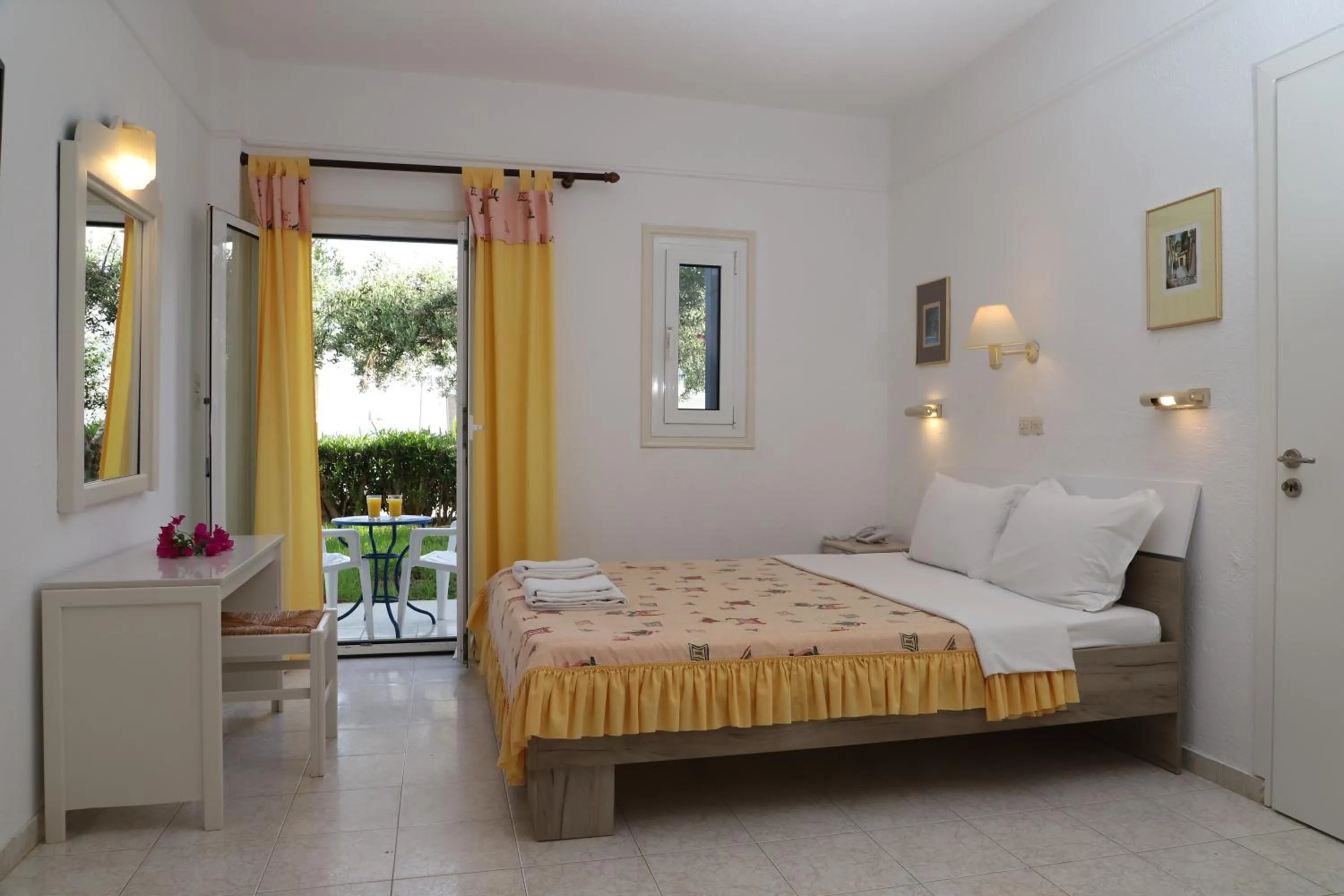 Bedroom, Bed in Villea Village