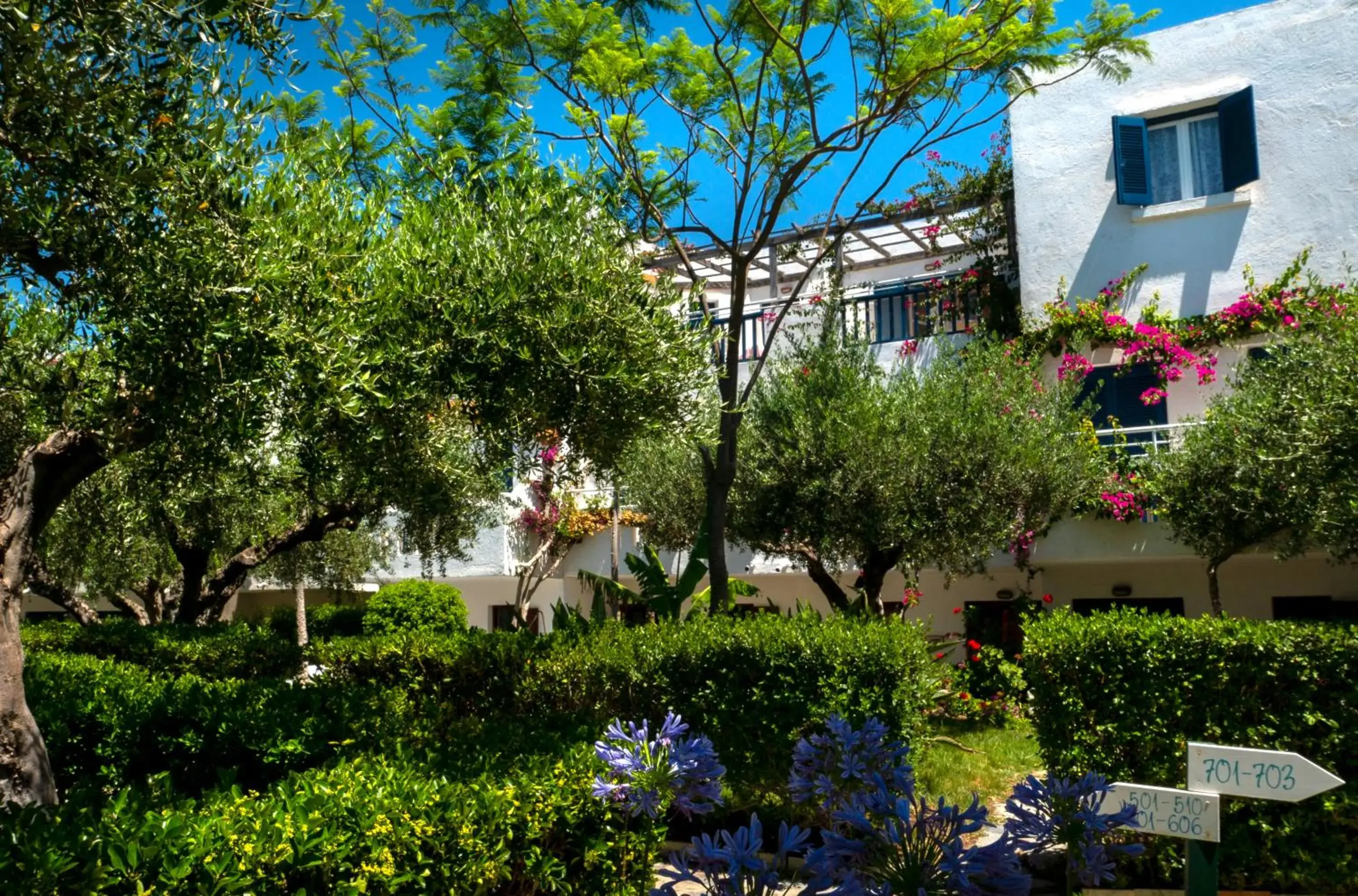 Property building in Villea Village Property building in Villea Village