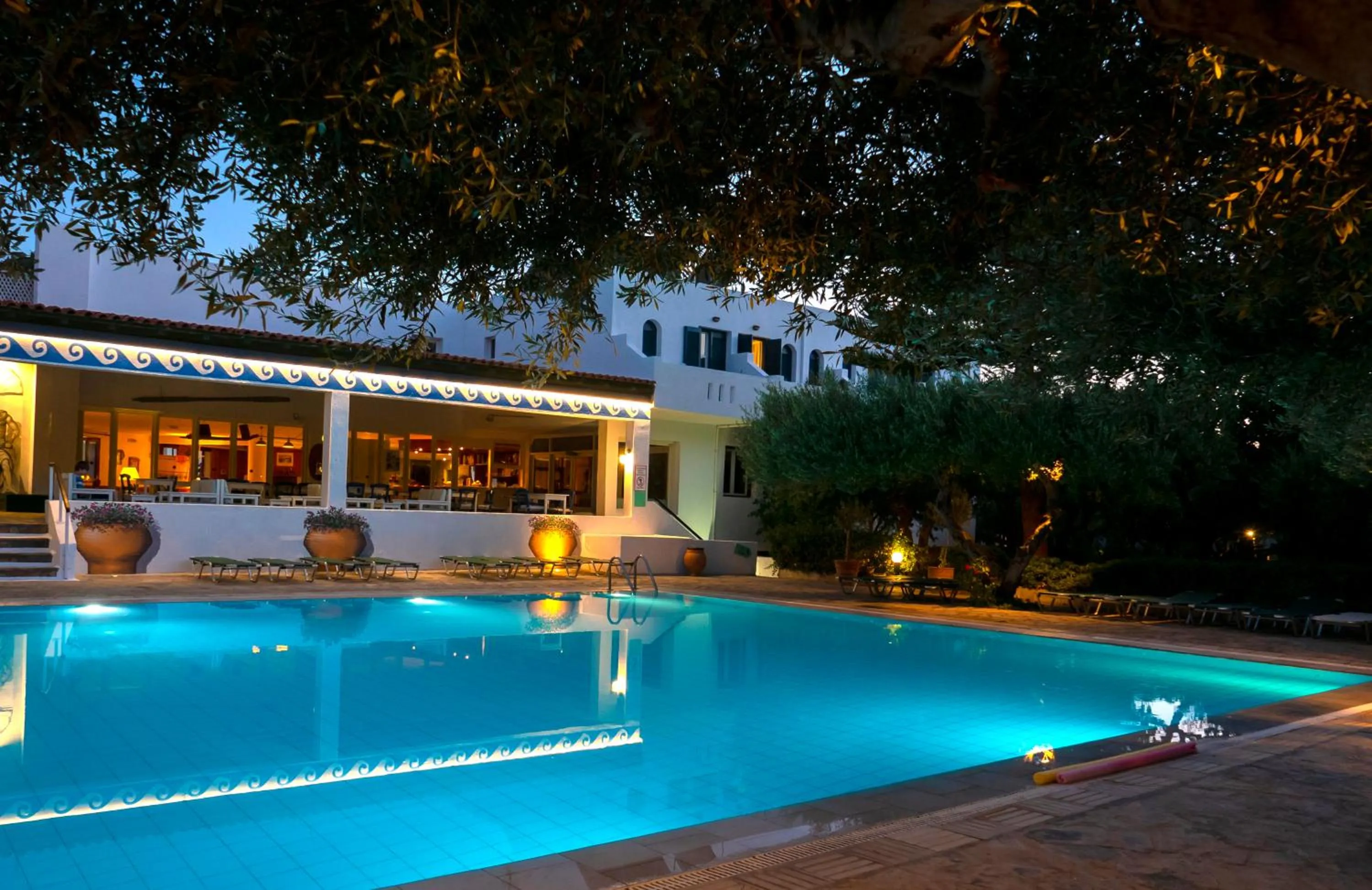 Swimming pool in Villea Village