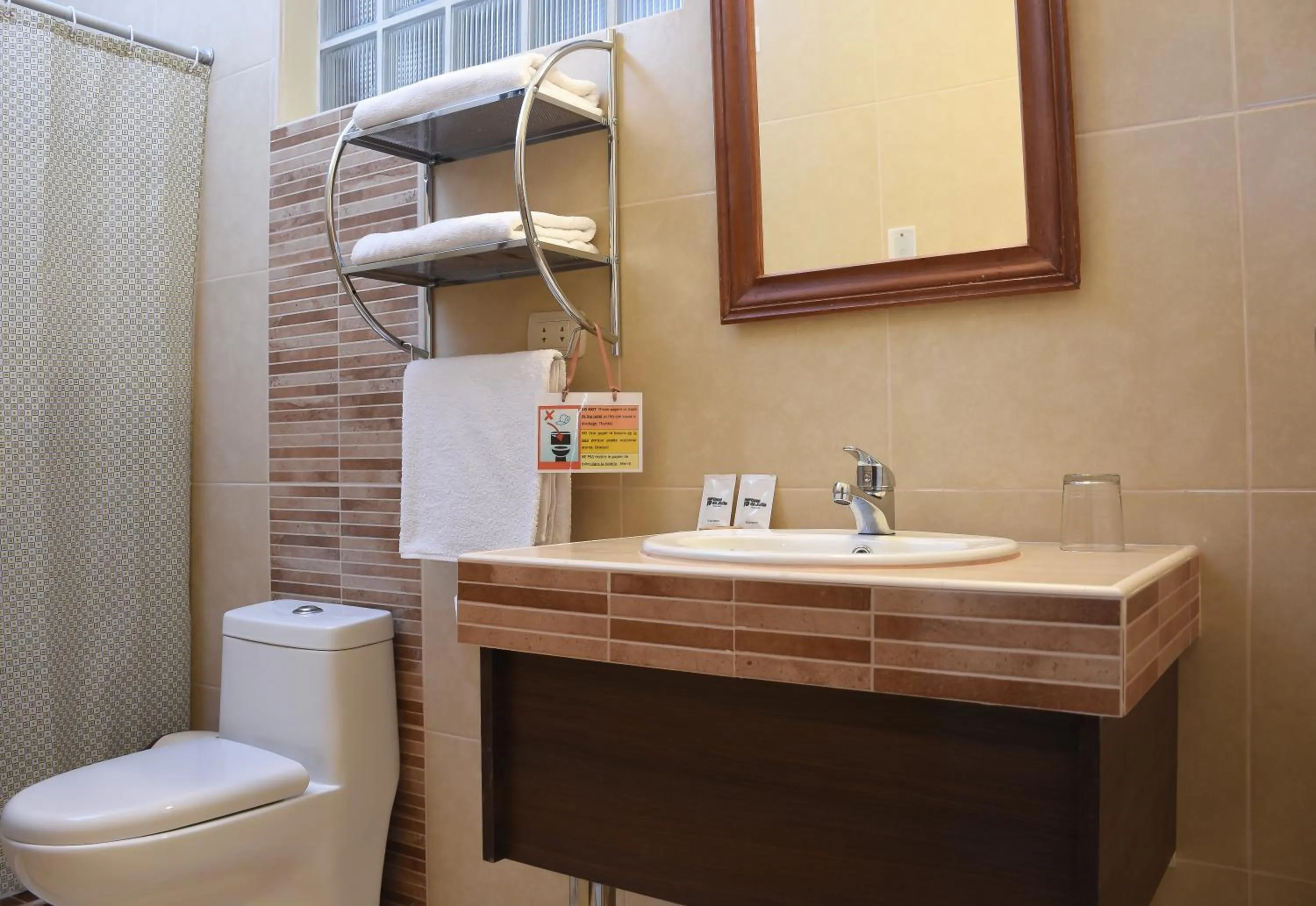 Bathroom in Casa de Avila