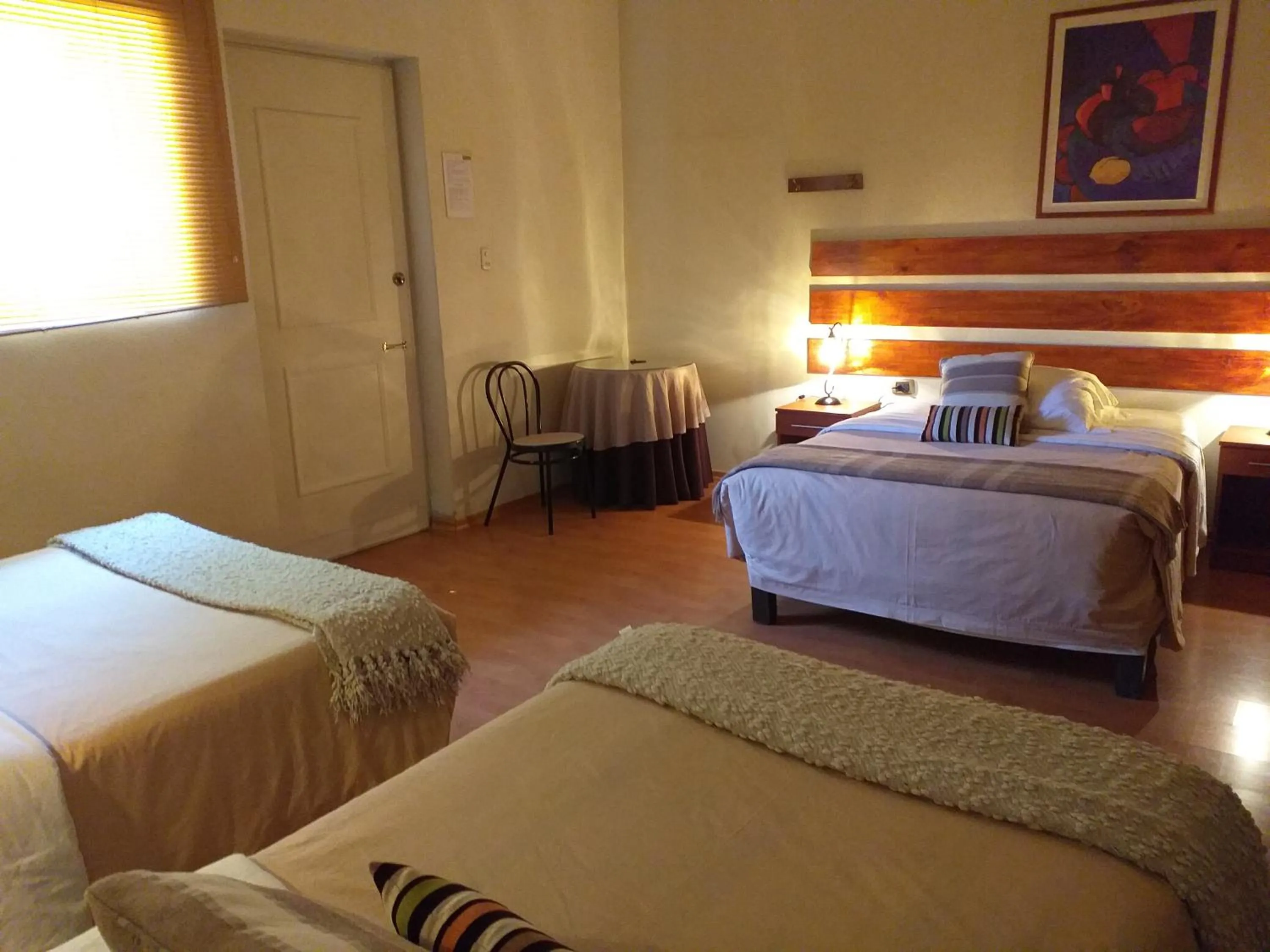 Photo of the whole room, Bed in Casa de Avila