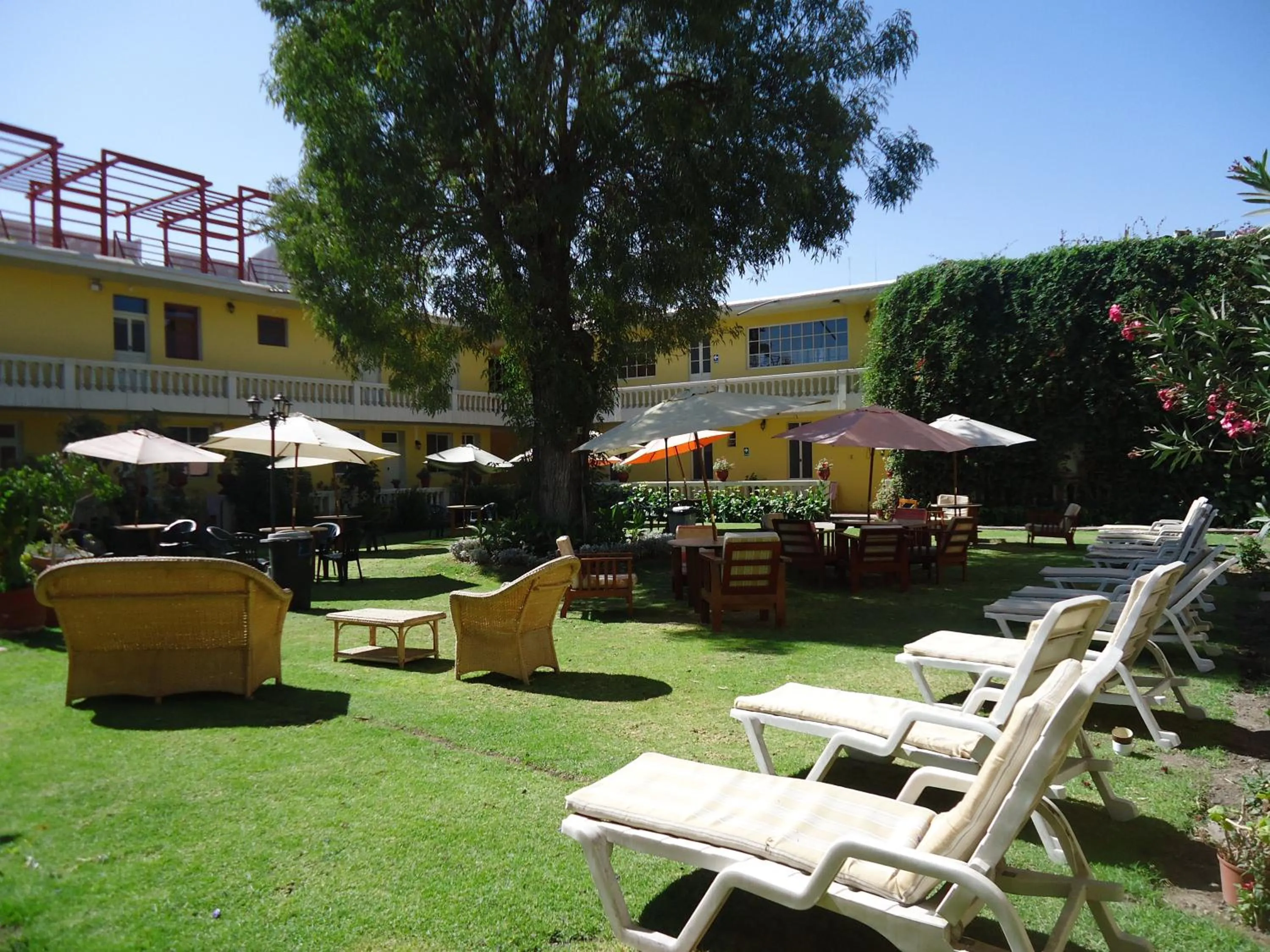 Property building in Casa de Avila