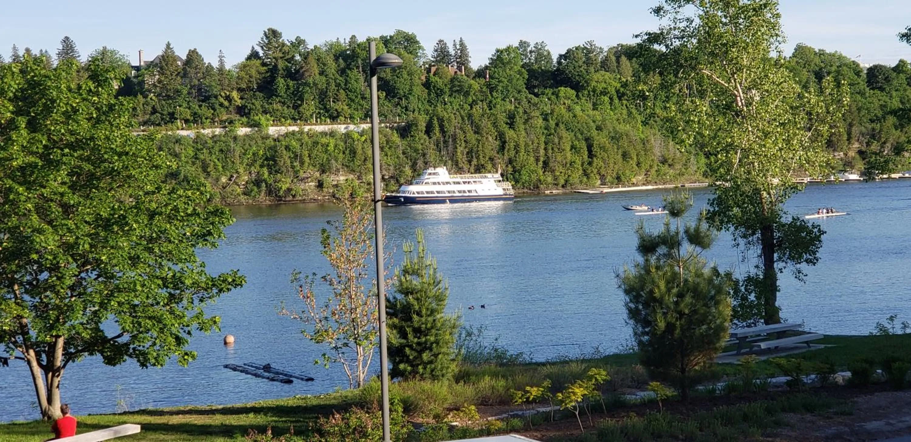 Natural landscape in Kokomo INN Bed and Breakfast Ottawa-Gatineau's Only Tropical Riverfront B&B on the National Capital Cycling Pathway Route Verte #1 - for Adults Only - Chambre d'hôtes tropical aux berges des Outaouais BnB #17542O