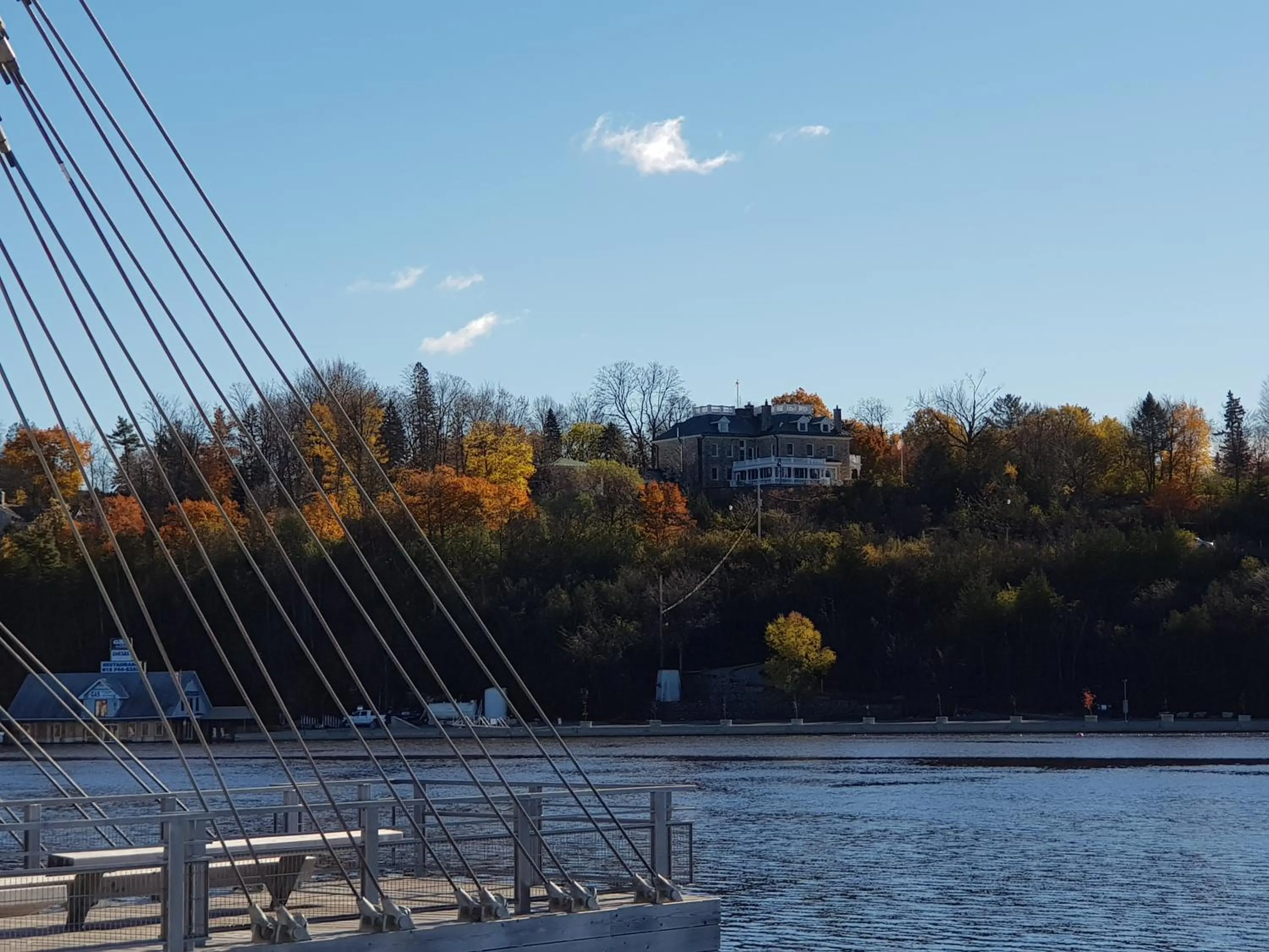 Nearby landmark in Kokomo INN Bed and Breakfast Ottawa-Gatineau's Only Tropical Riverfront B&B on the National Capital Cycling Pathway Route Verte #1 - for Adults Only - Chambre d'hôtes tropical aux berges des Outaouais BnB #17542O