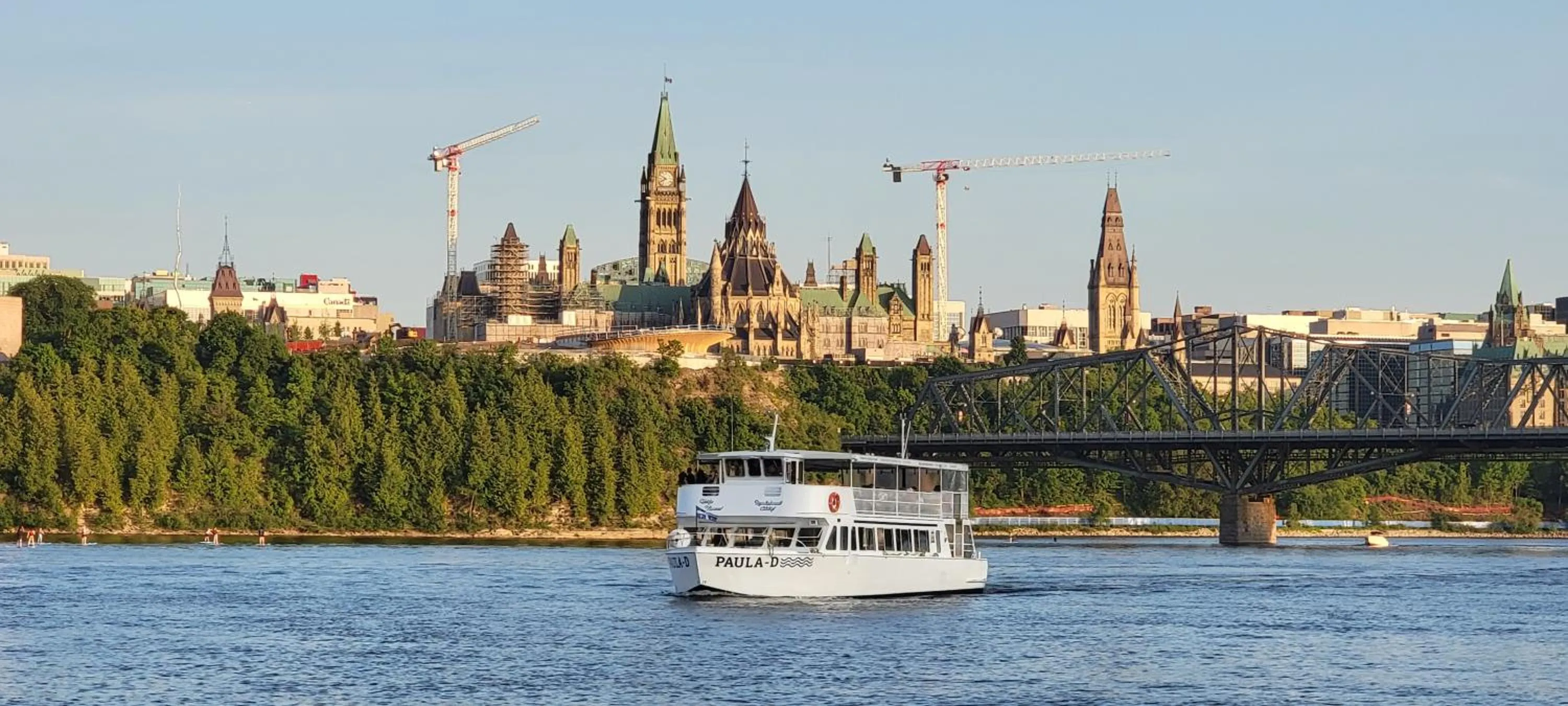 Nearby landmark in Kokomo INN Bed and Breakfast Ottawa-Gatineau's Only Tropical Riverfront B&B on the National Capital Cycling Pathway Route Verte #1 - for Adults Only - Chambre d'hôtes tropical aux berges des Outaouais BnB #17542O