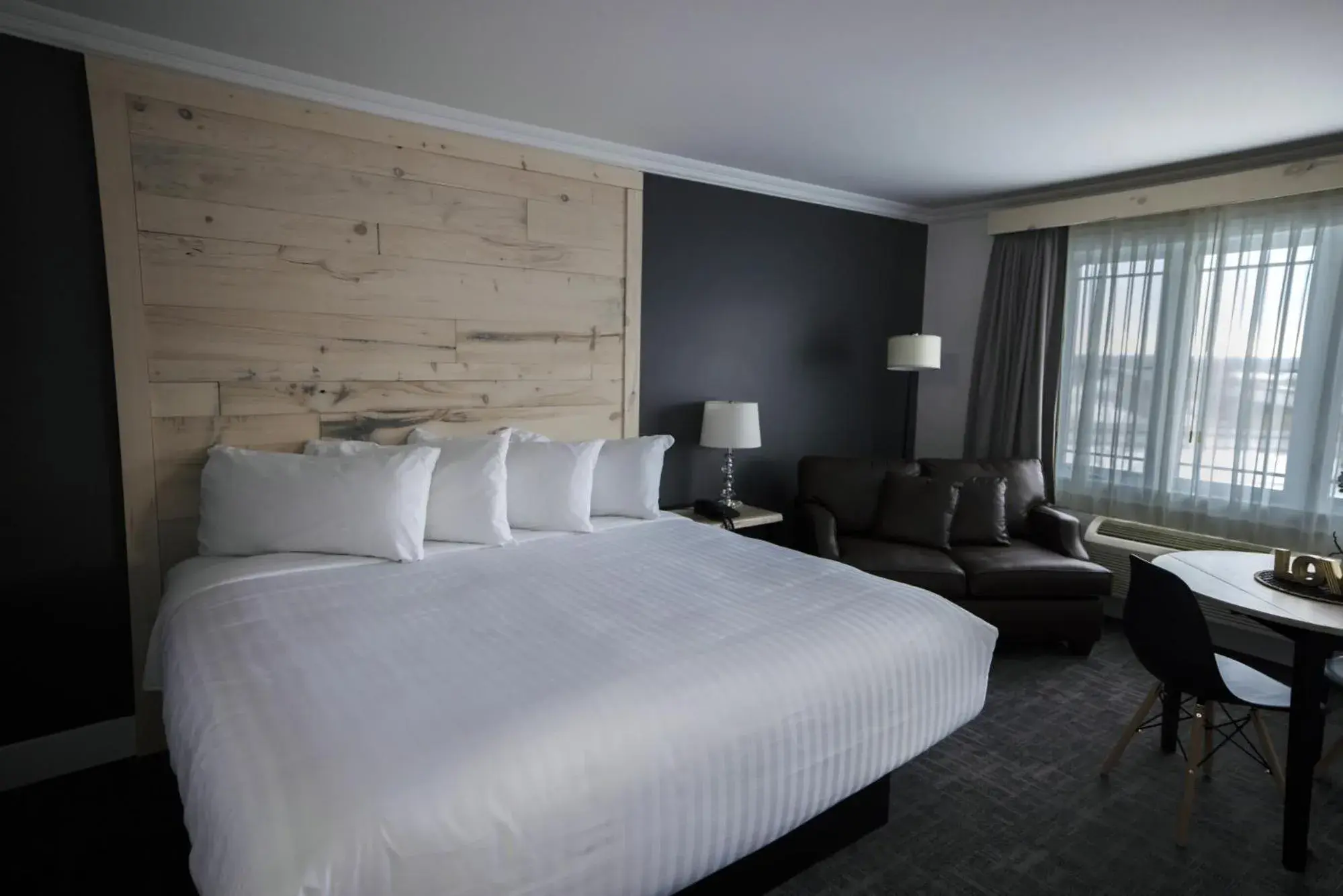 Deluxe Suite in Hôtel Napoléon Deluxe Suite in Hôtel Napoléon