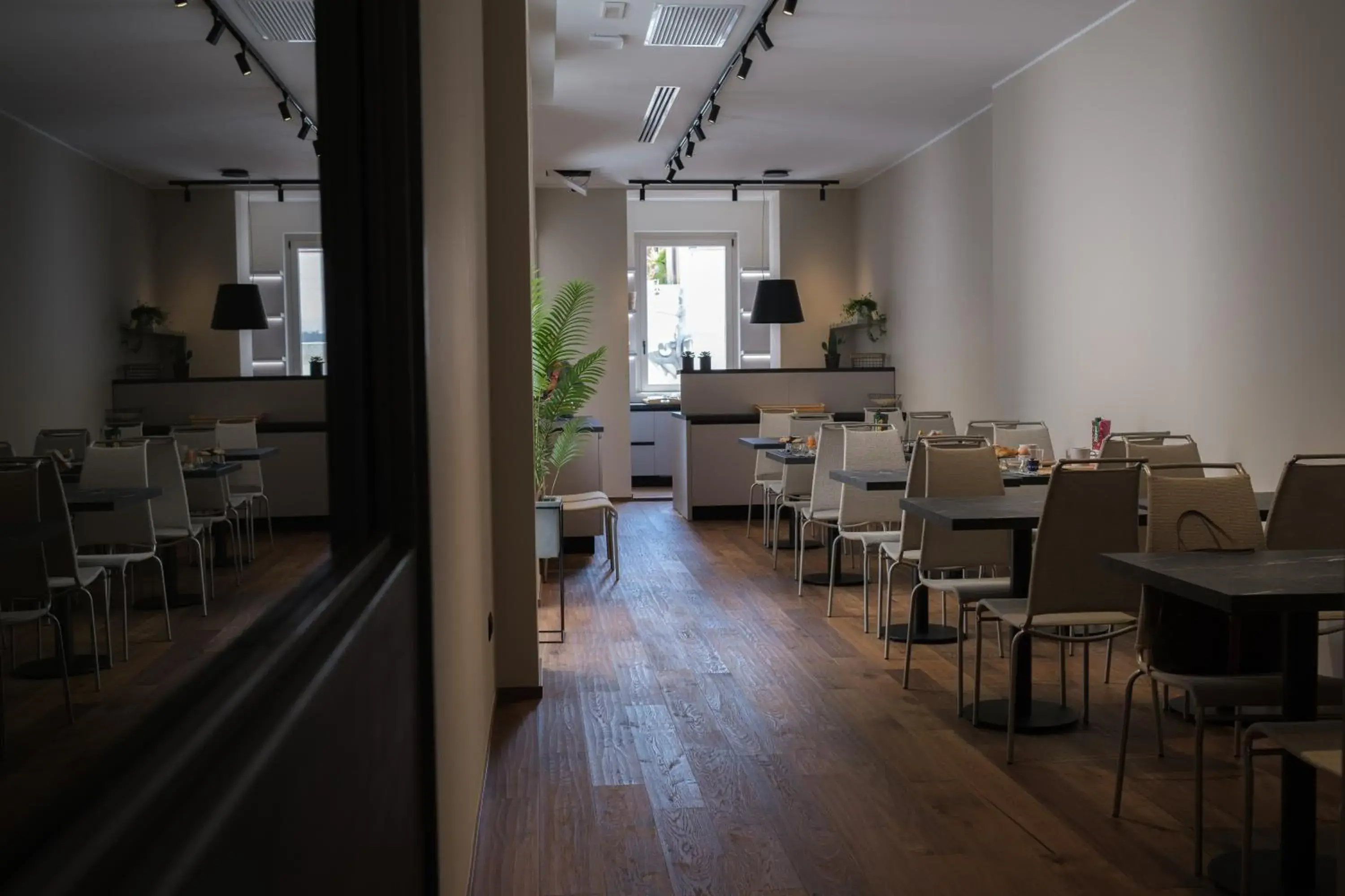 Restaurant/places to eat in PALAZZO DANISI ROOMS&SUITES Restaurant/places to eat in PALAZZO DANISI ROOMS&SUITES