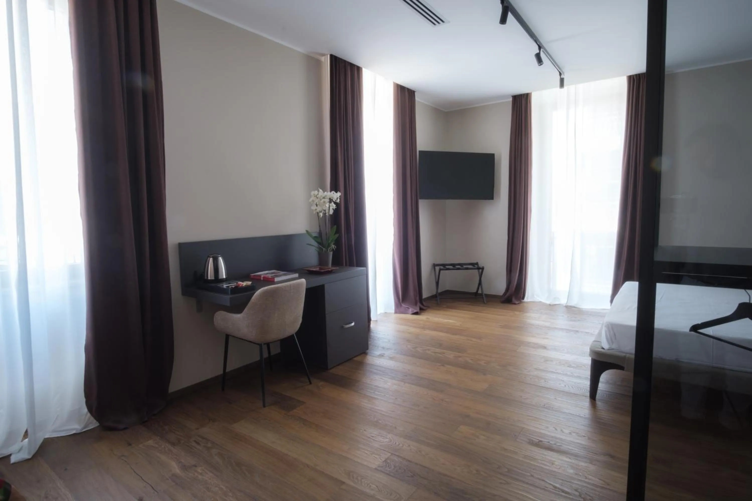 TV and multimedia in PALAZZO DANISI ROOMS&SUITES