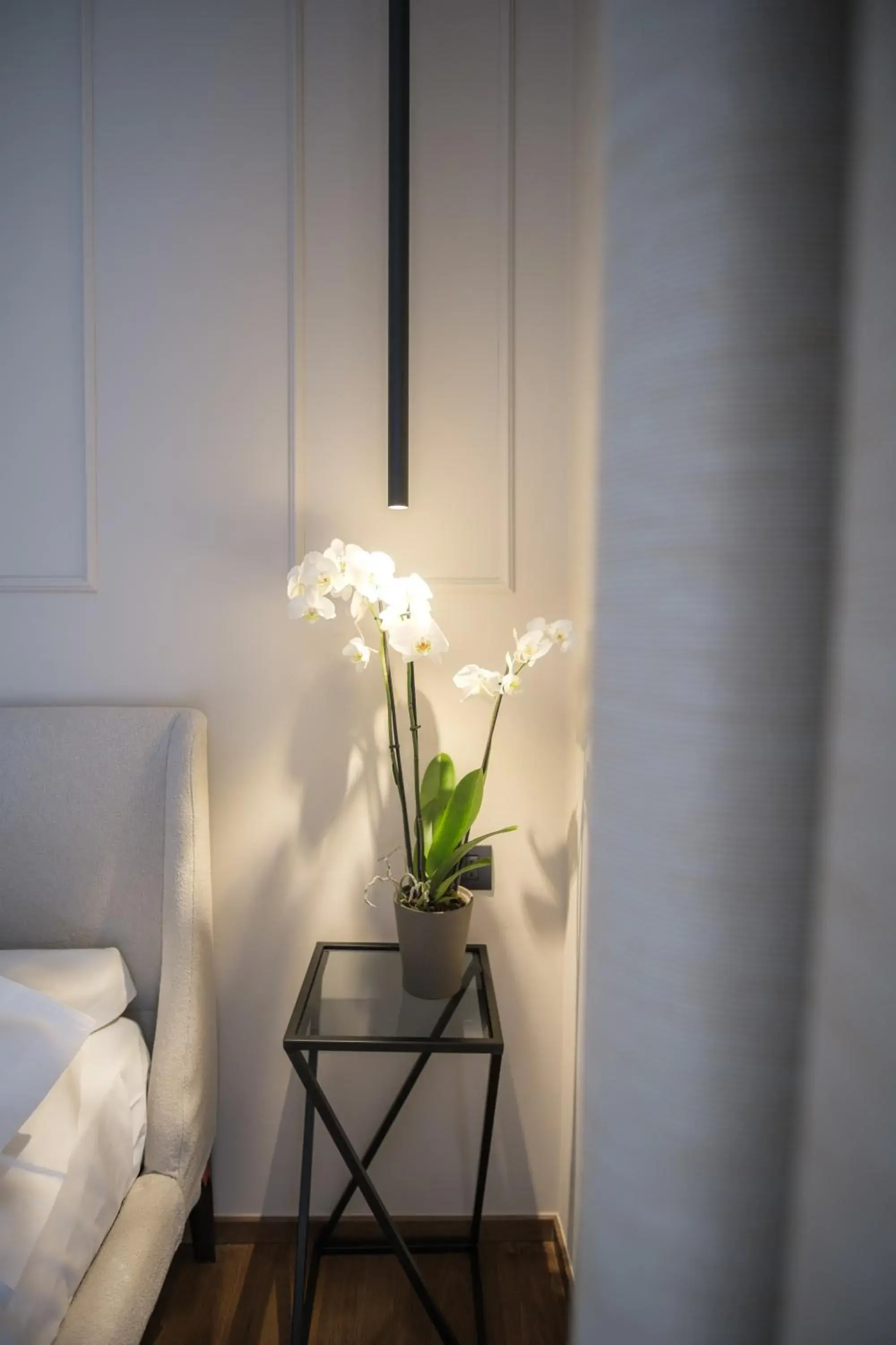 Decorative detail, Bed in PALAZZO DANISI ROOMS&SUITES Decorative detail, Bed in PALAZZO DANISI ROOMS&SUITES