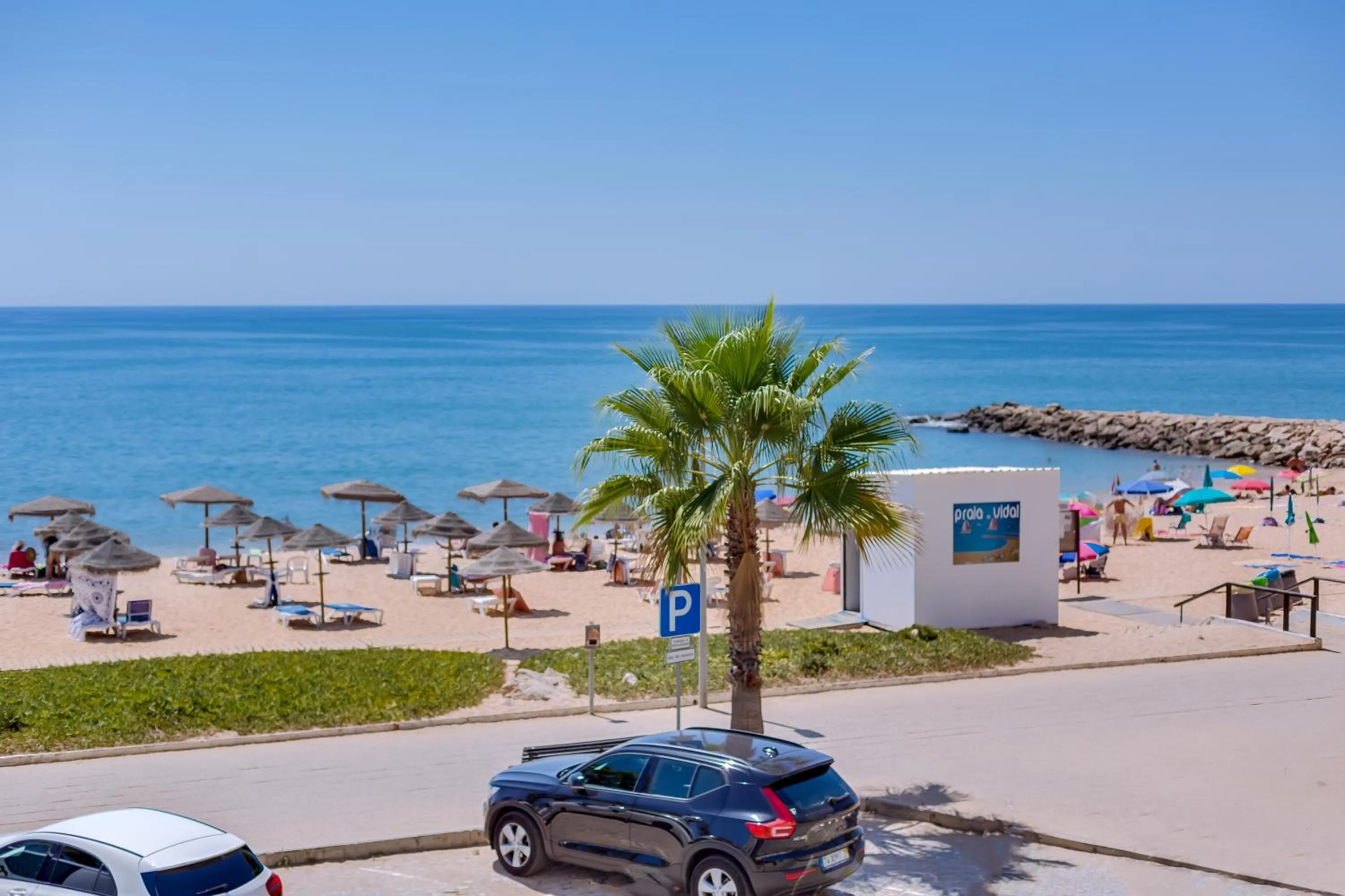 Nearby landmark in AL - Oceano T2 Frente Mar Quarteira