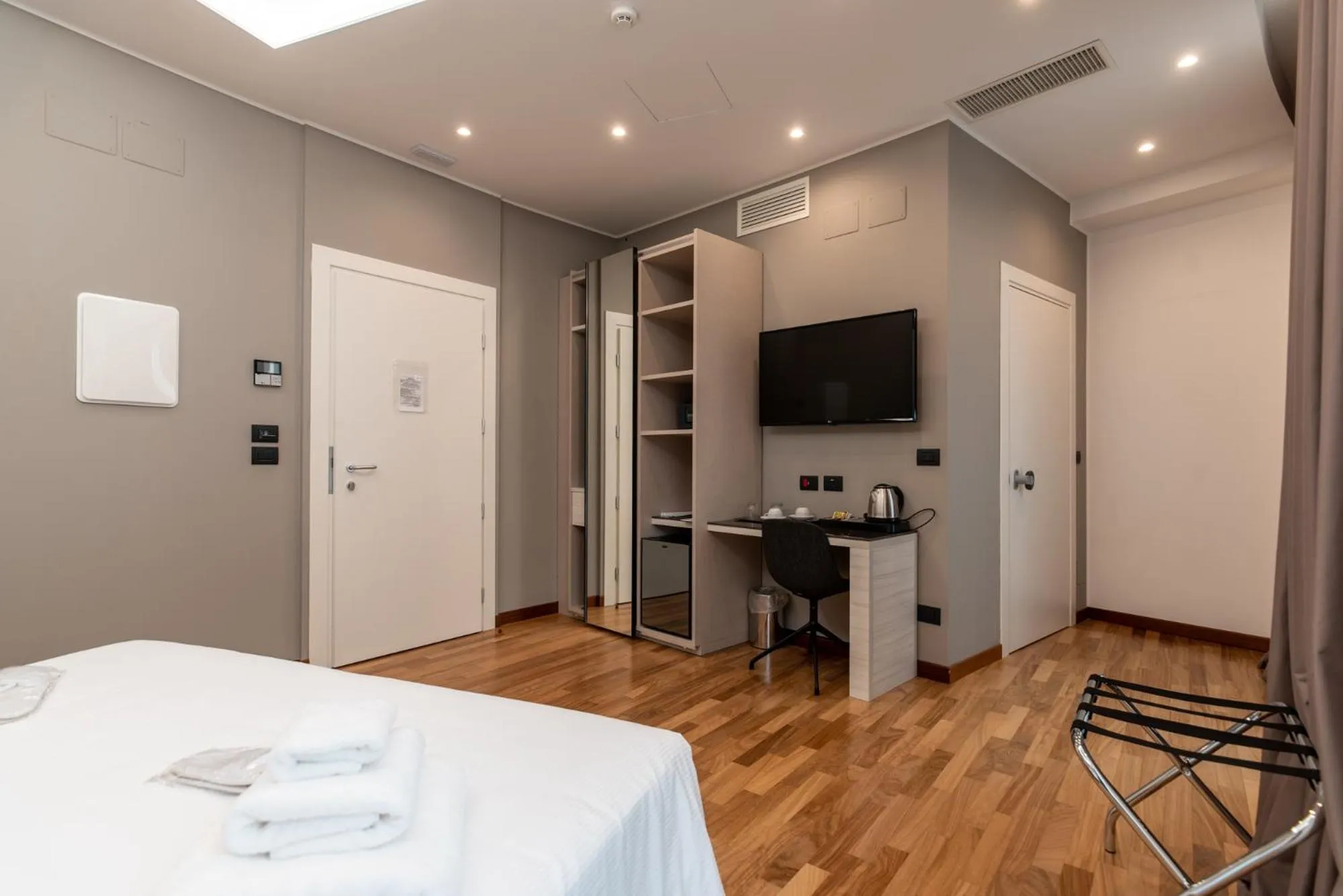 Photo of the whole room, Bed in Sestante Marina Motel