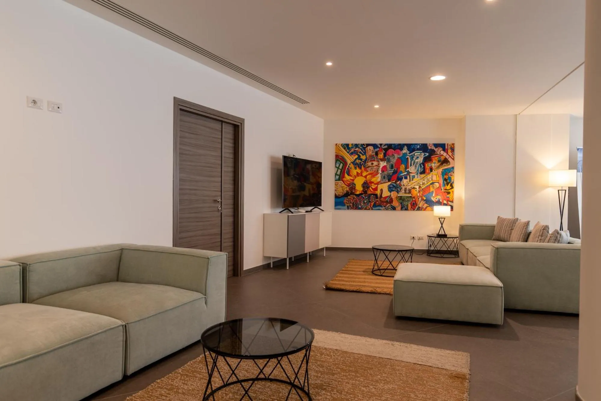 Communal lounge/ TV room in Sestante Marina Motel