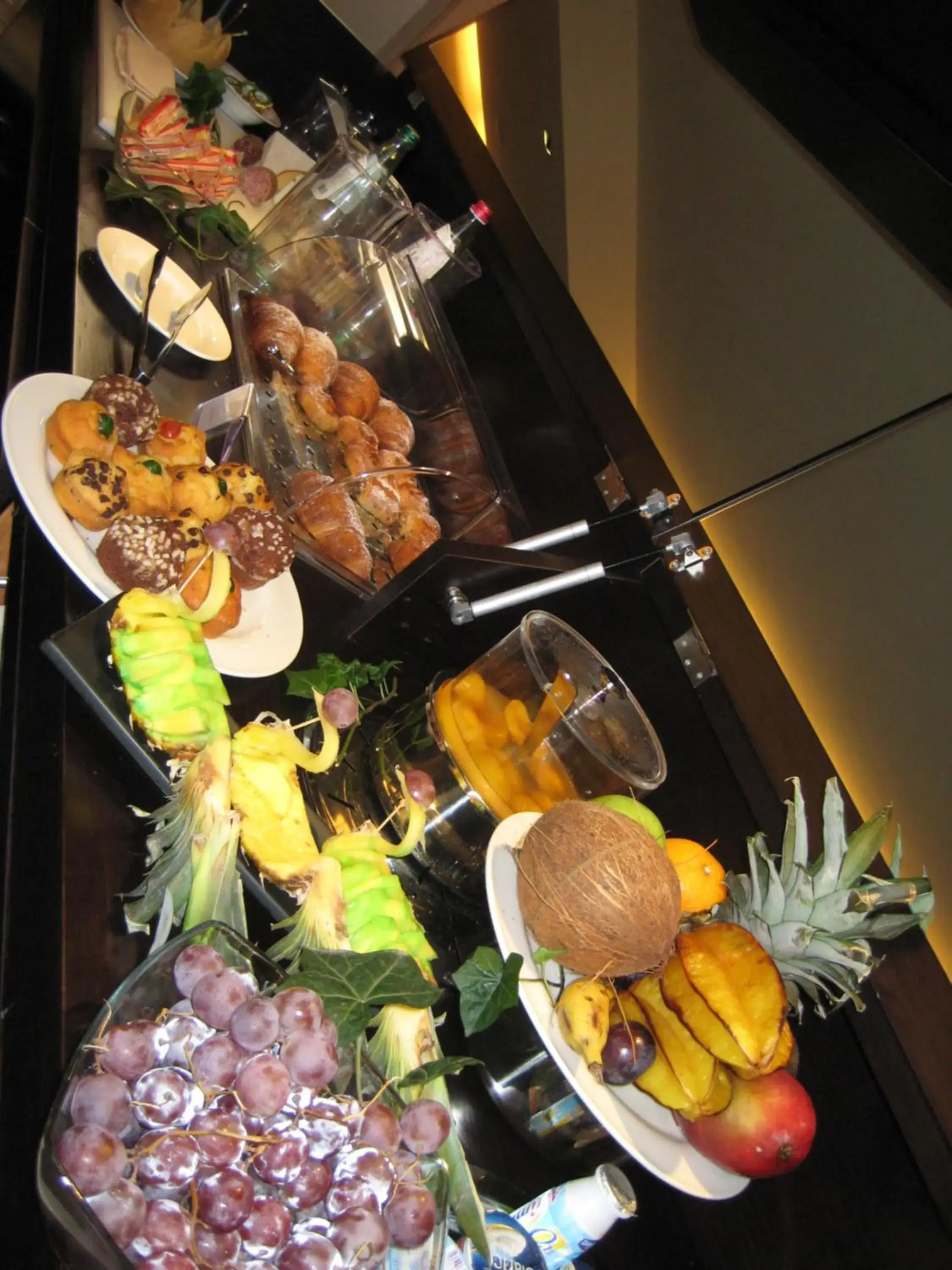 Breakfast in UNAHOTELS Villa dei Platani Foligno Breakfast in UNAHOTELS Villa dei Platani Foligno