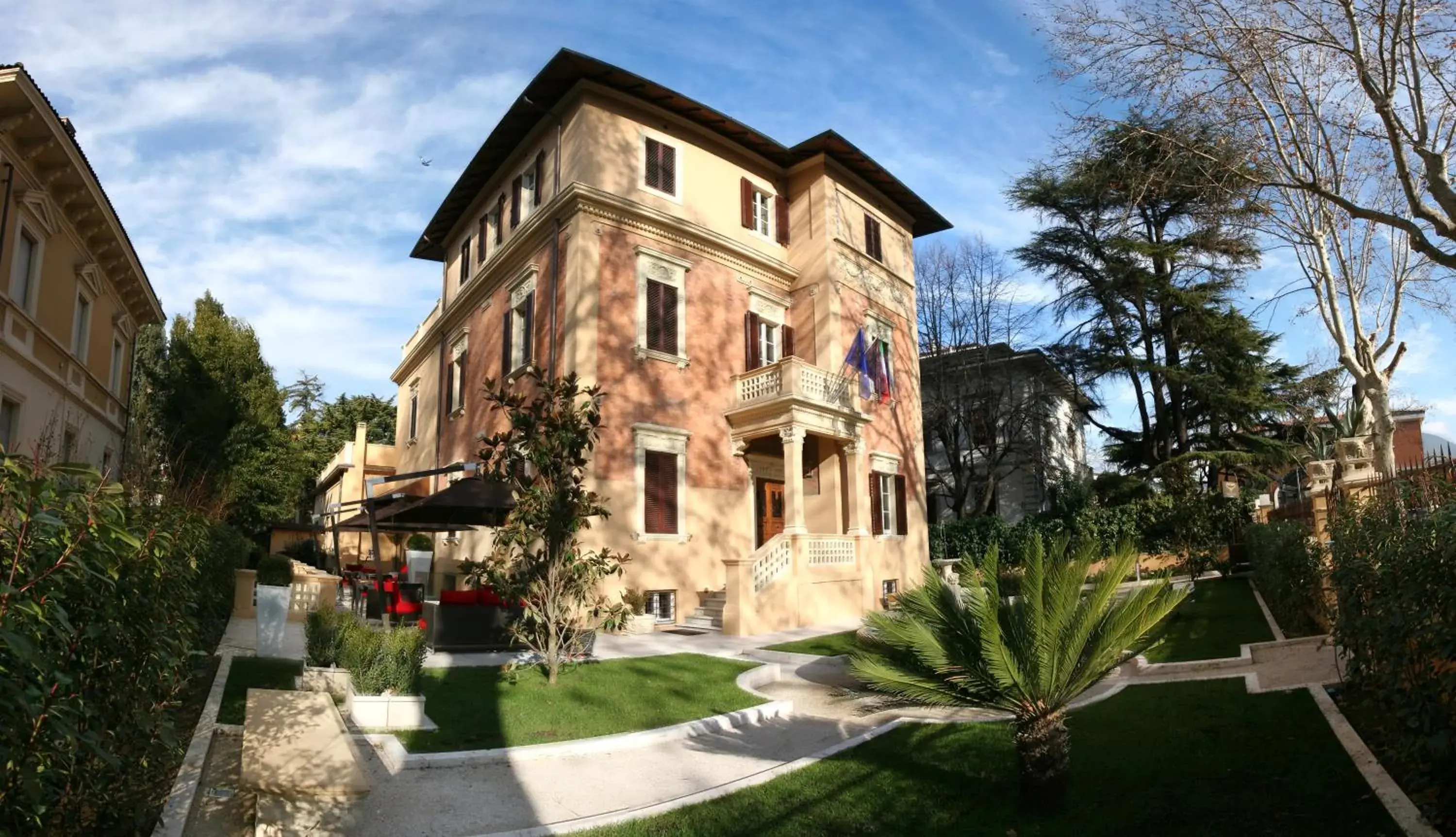 Property building in UNAHOTELS Villa dei Platani Foligno Property building in UNAHOTELS Villa dei Platani Foligno