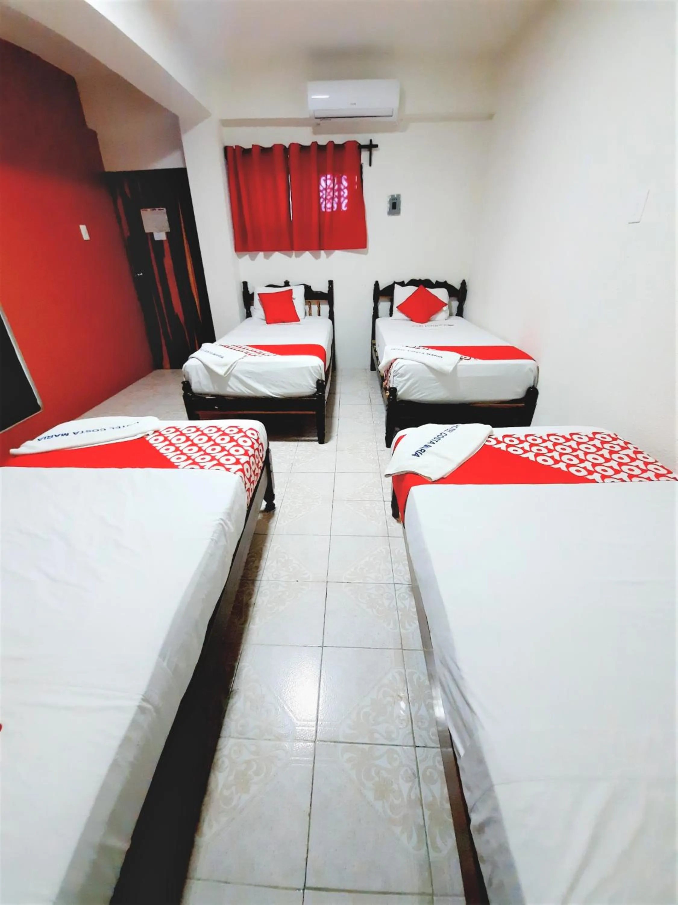 Photo of the whole room, Bed in Hotel Costa Maria