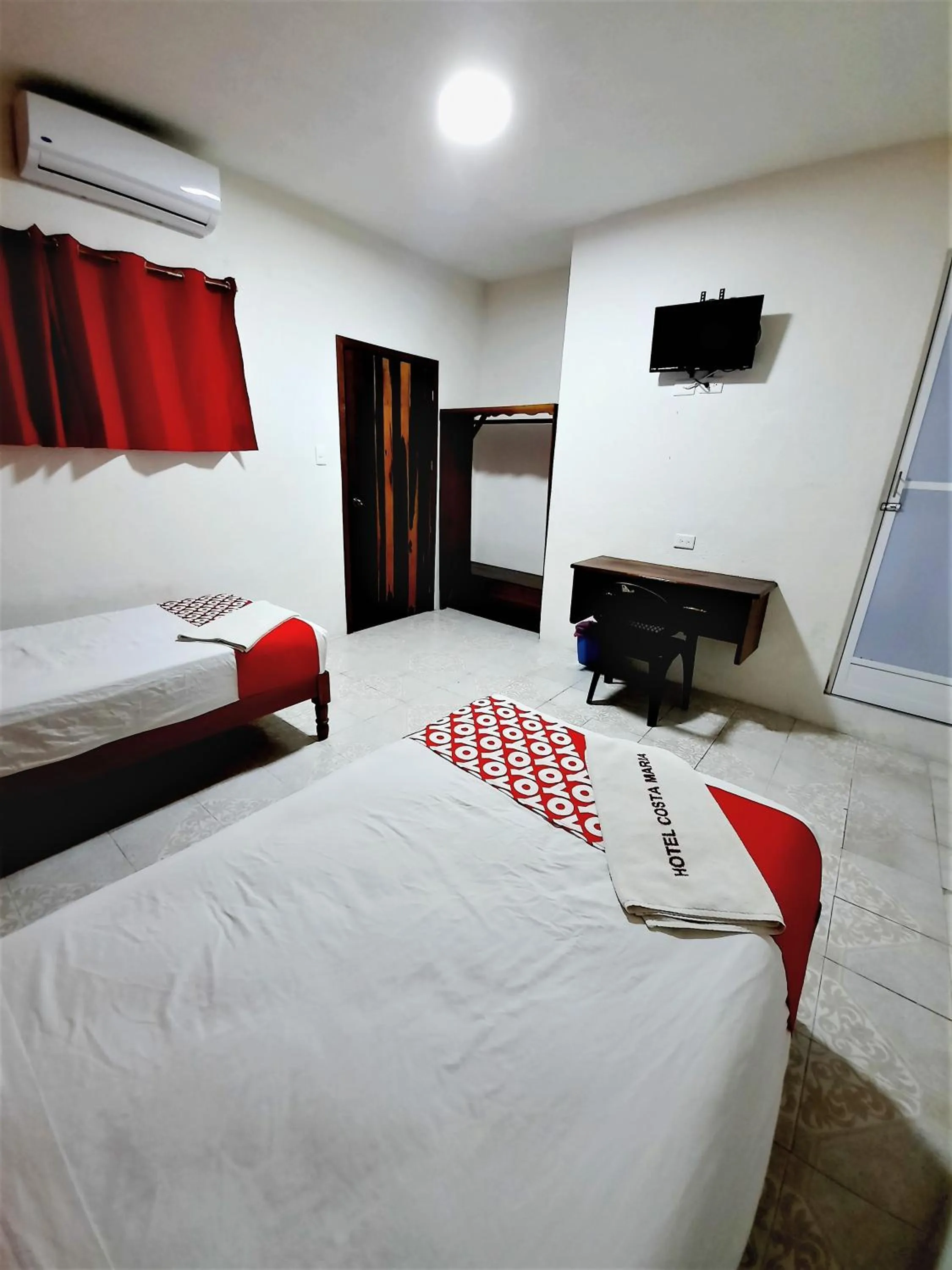 Photo of the whole room, Bed in Hotel Costa Maria