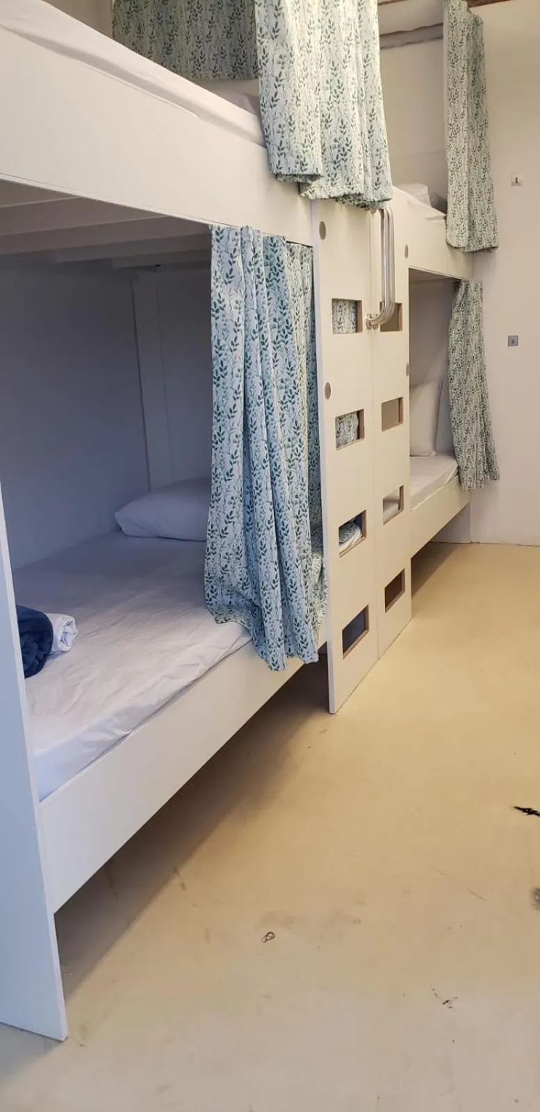 bunk bed, Bed in Jardim Secreto