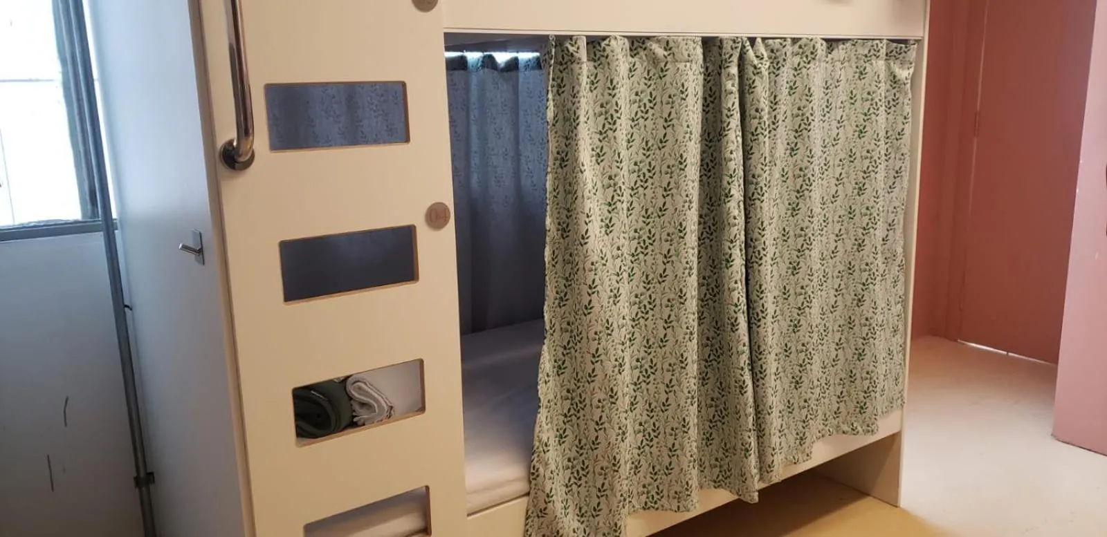 Bed in Jardim Secreto