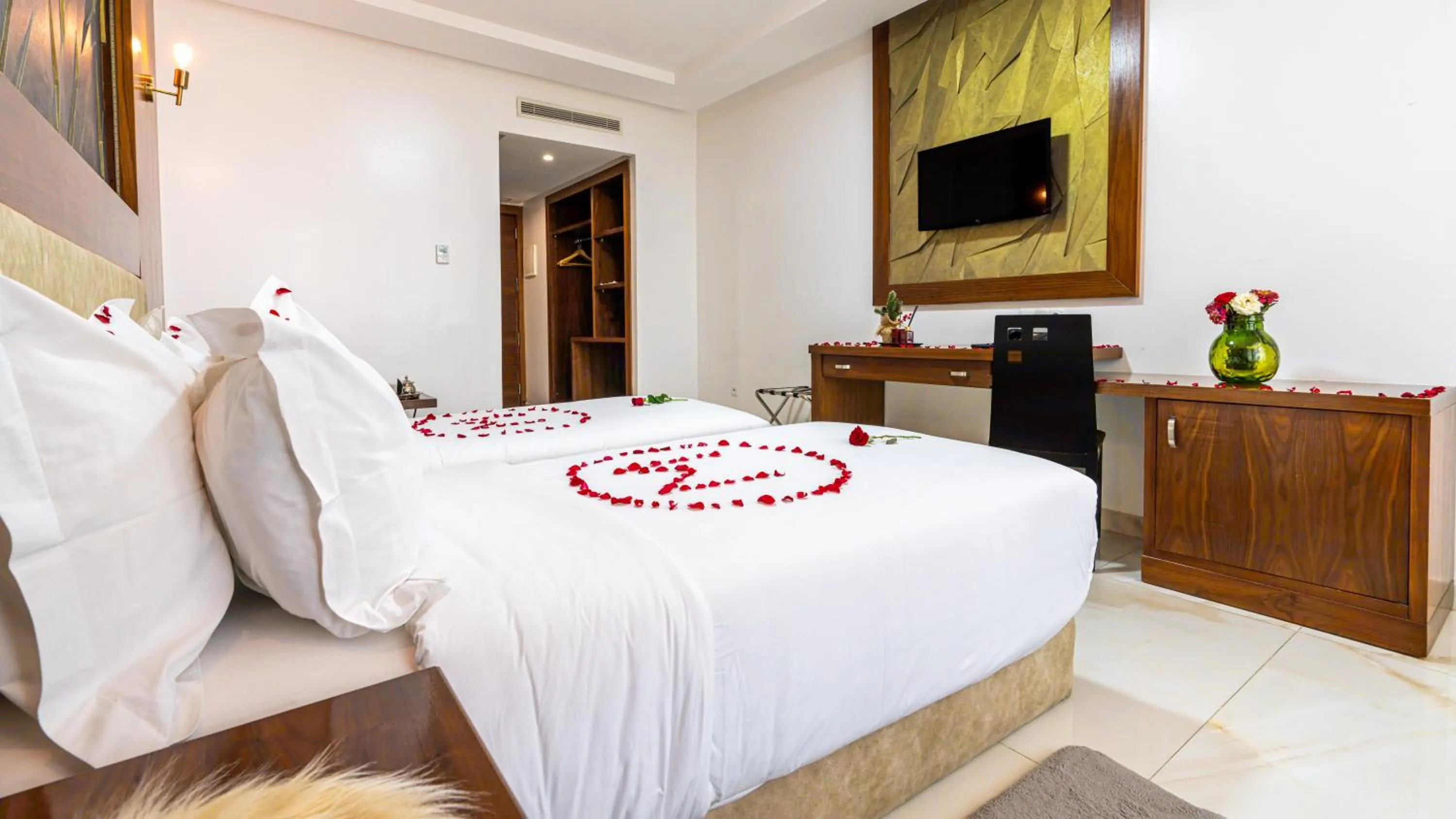 Bed in MIRANDA HOTEL - Tanger