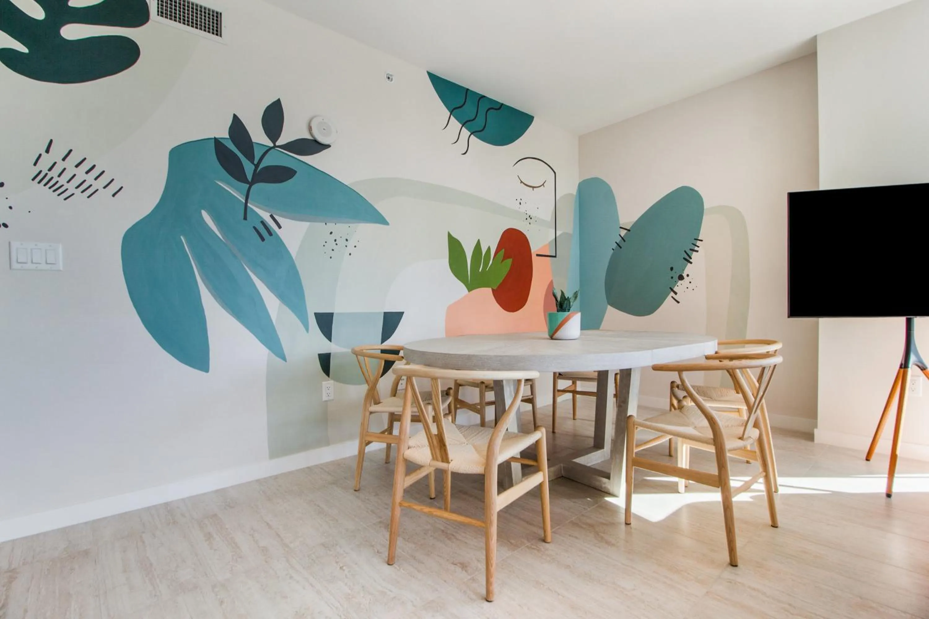 Dining area in Nomada Destination Residences - Quadro