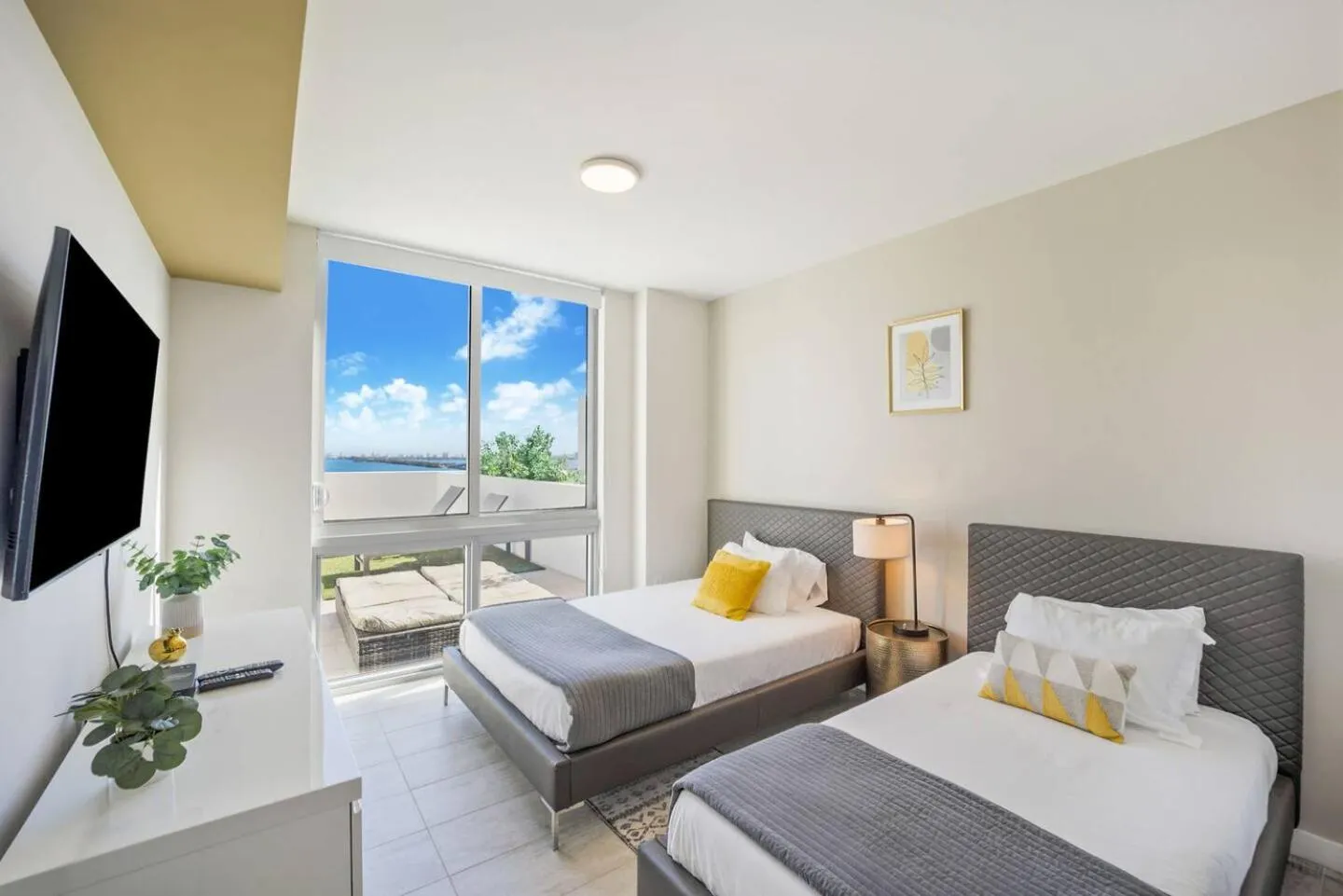 Bed in Nomada Destination Residences - Quadro