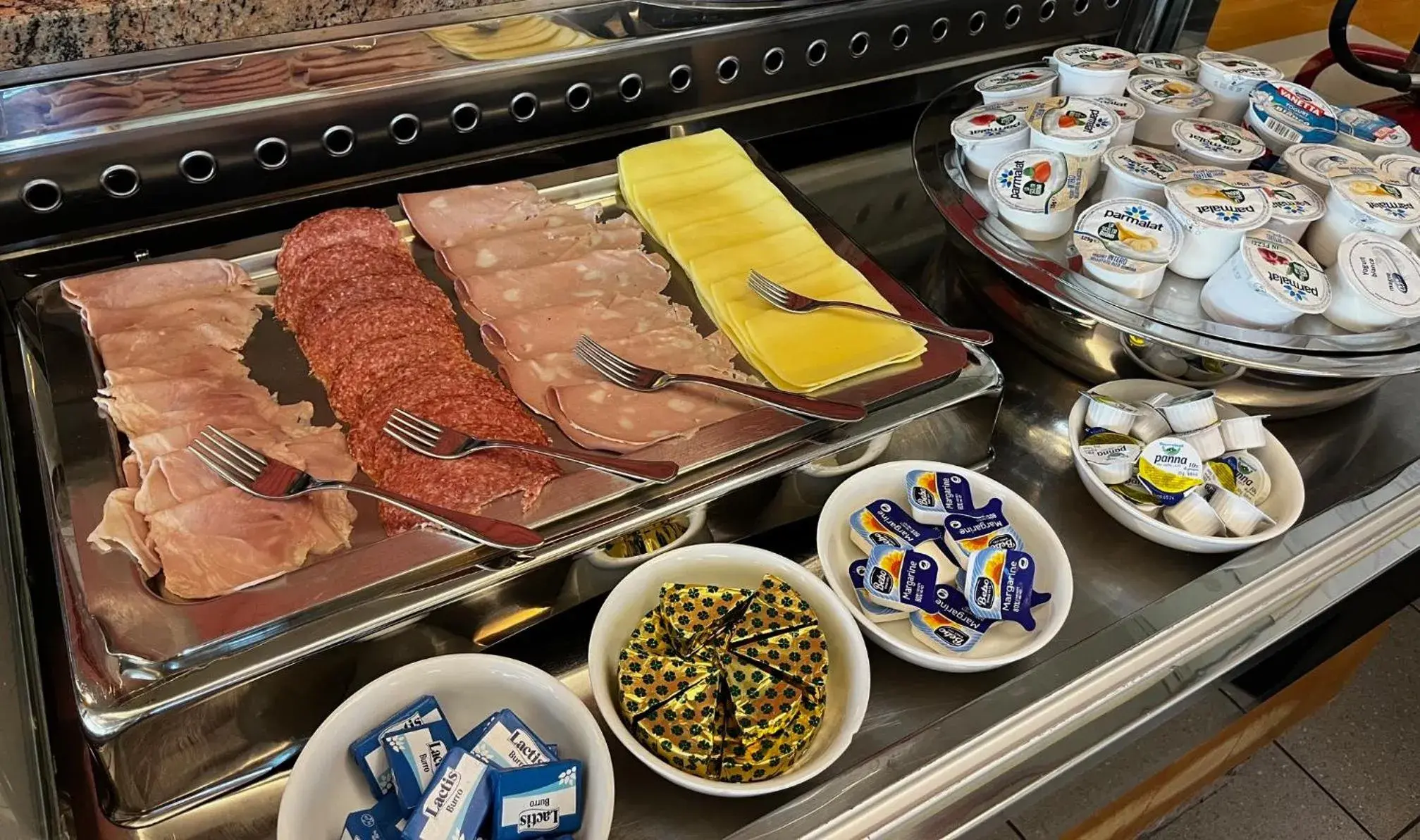 Breakfast in Art & Hotel Treviolo Breakfast in Art & Hotel Treviolo