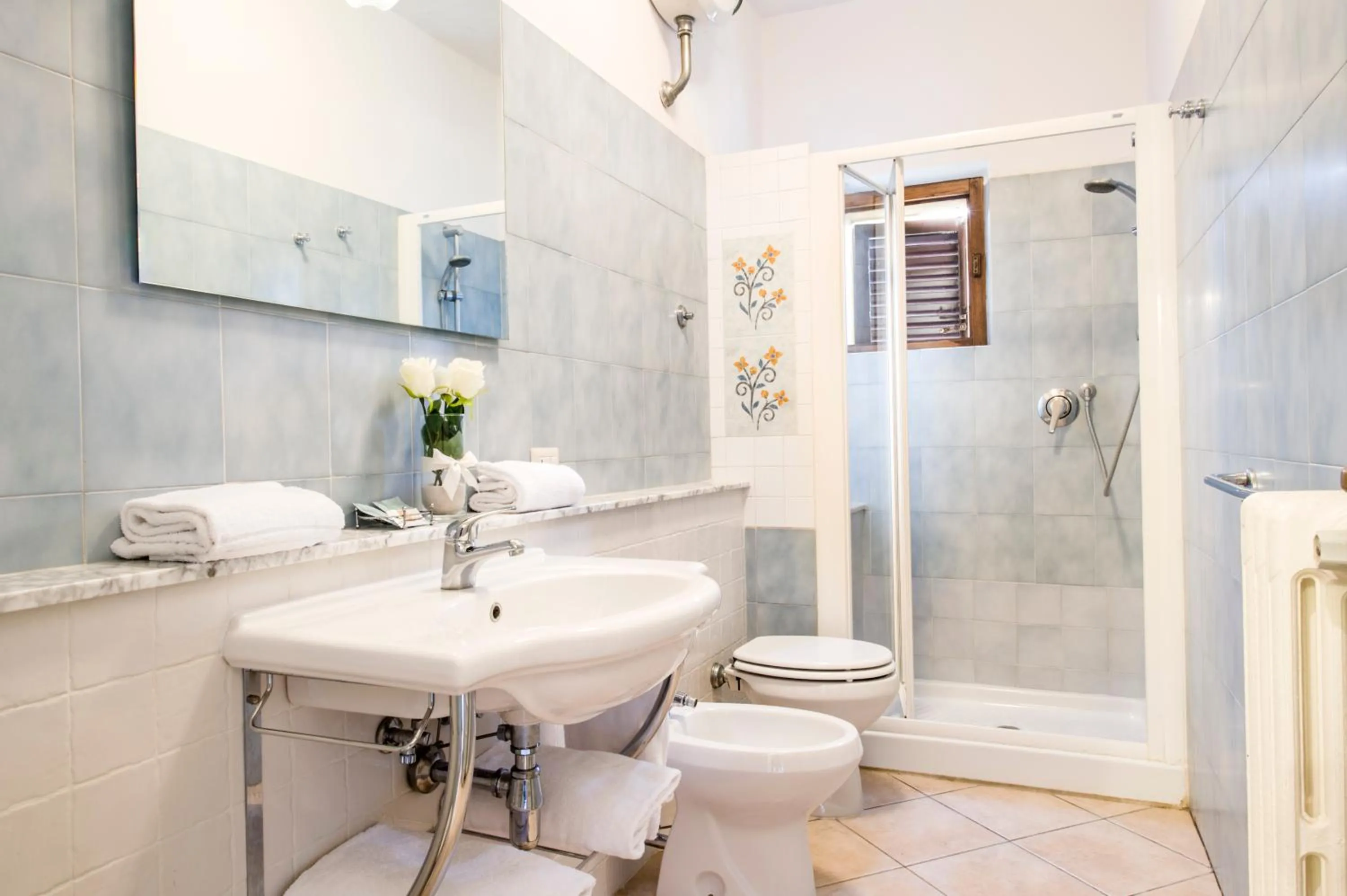 Shower in B&B San Gimignano Diffuso