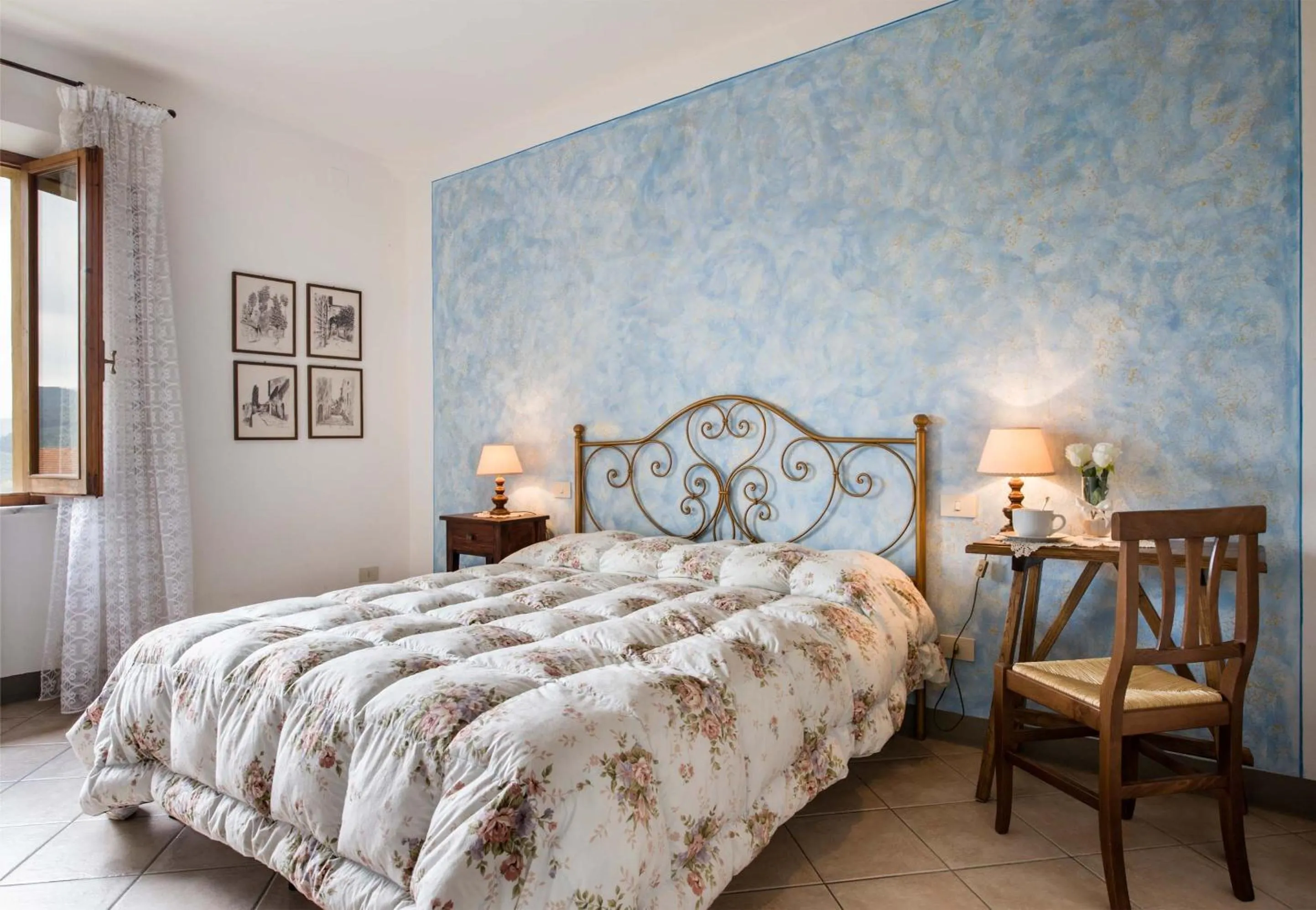 Bedroom, Bed in B&B San Gimignano Diffuso