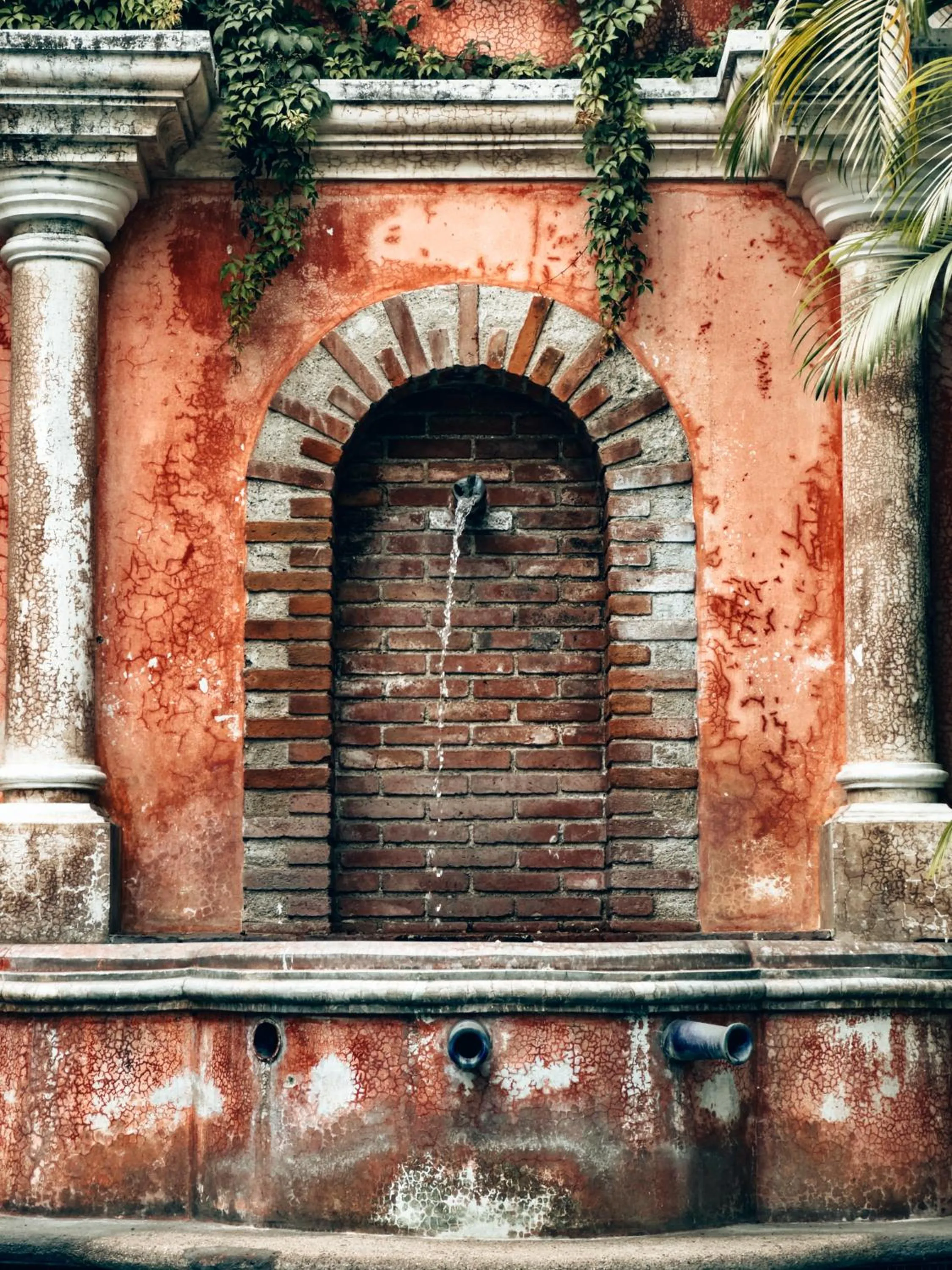 Swimming pool in Casa Mia Hotel