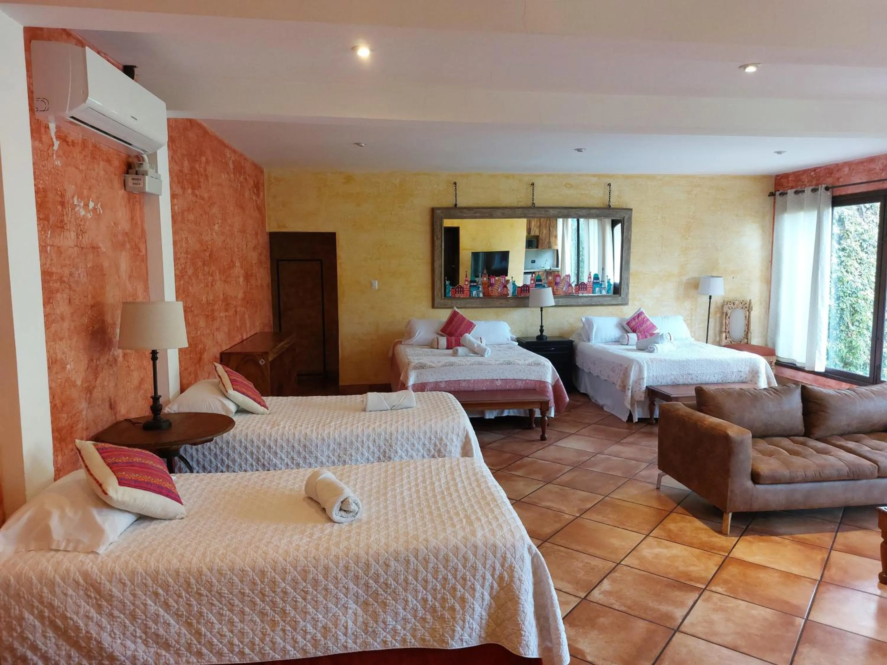 Bedroom, Bed in Casa Mia Hotel