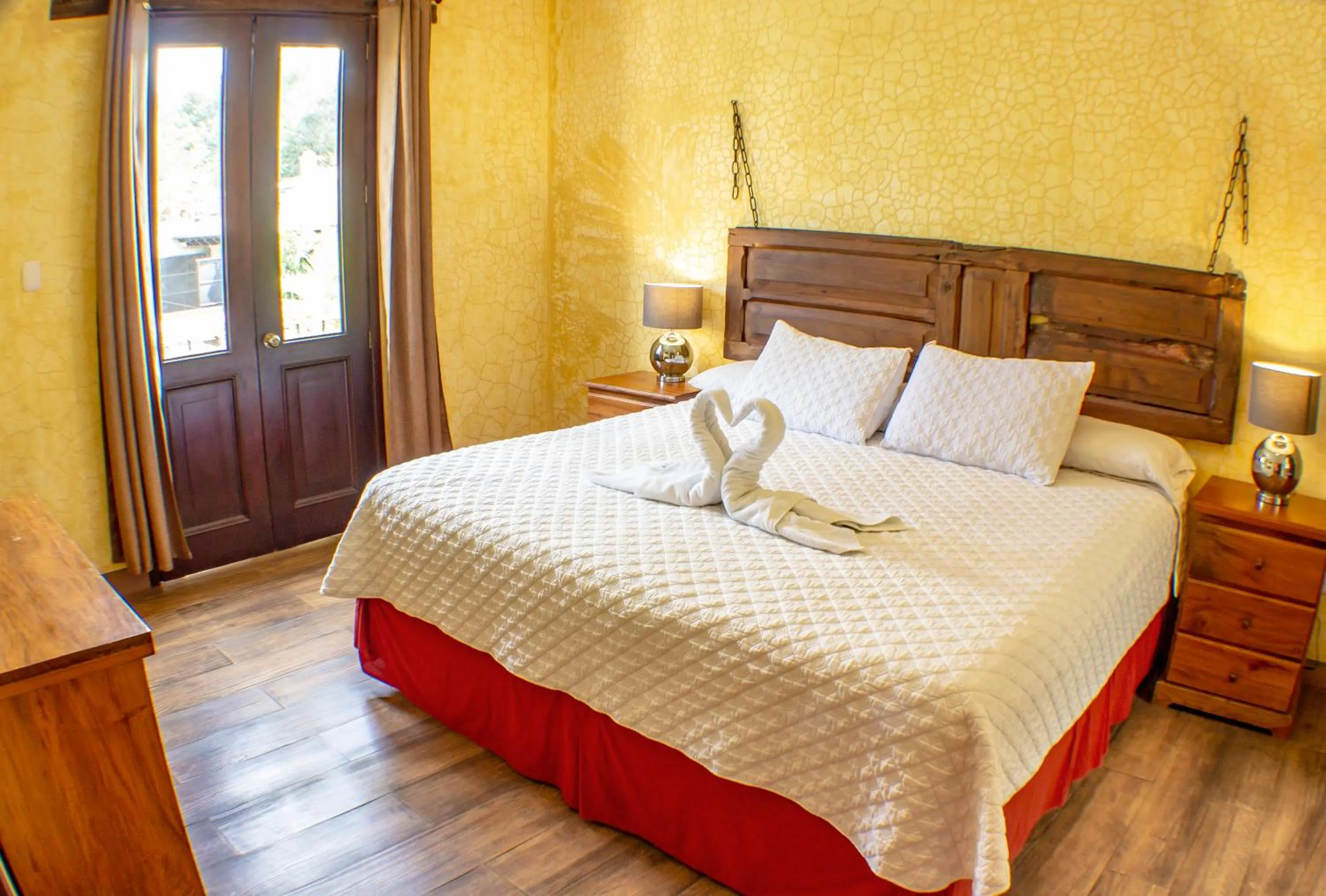 Bedroom, Bed in Casa Mia Hotel