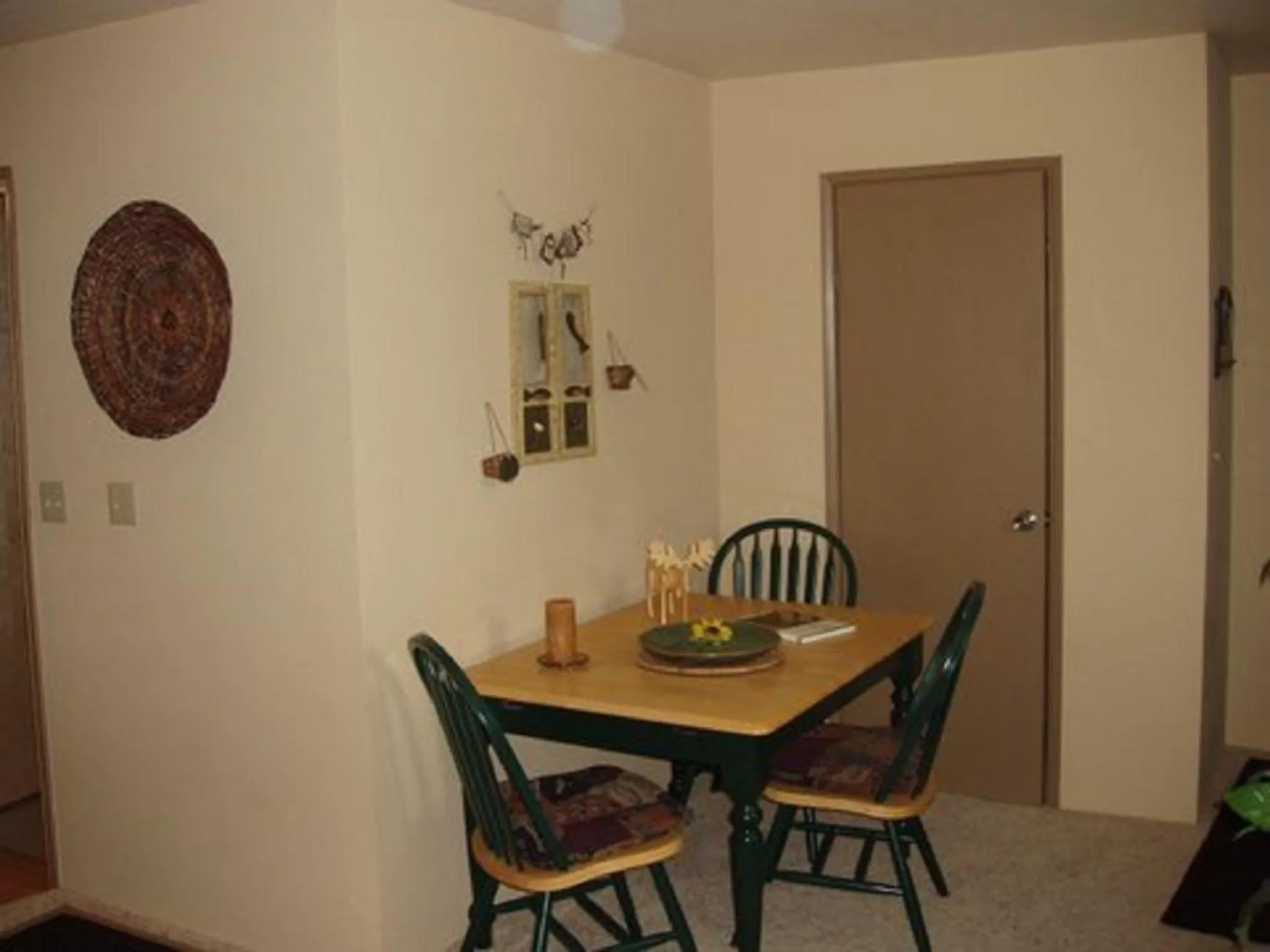 Dining area in Summit View Lodge