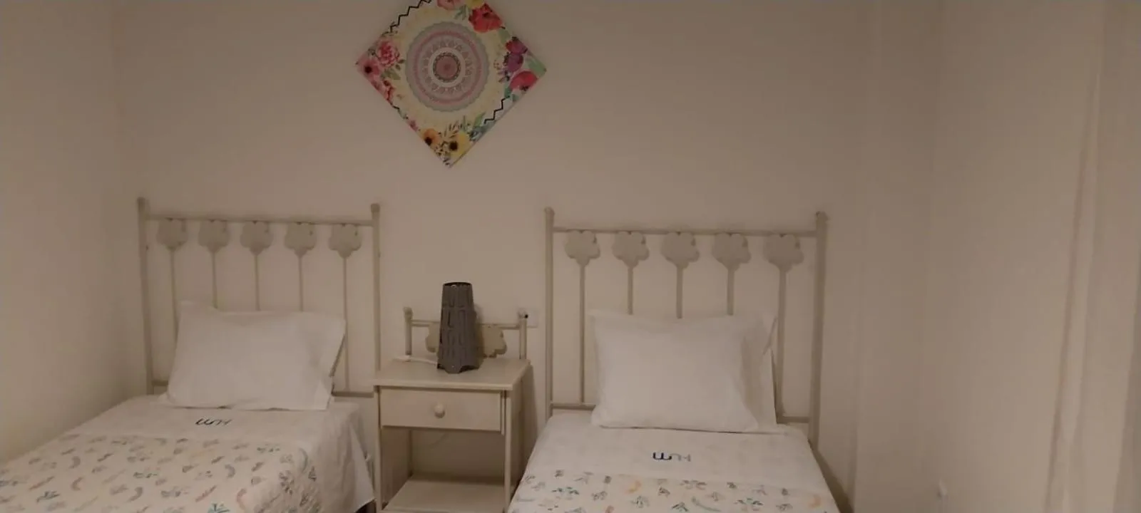 Bed in Why Not Houses Golf Esuri