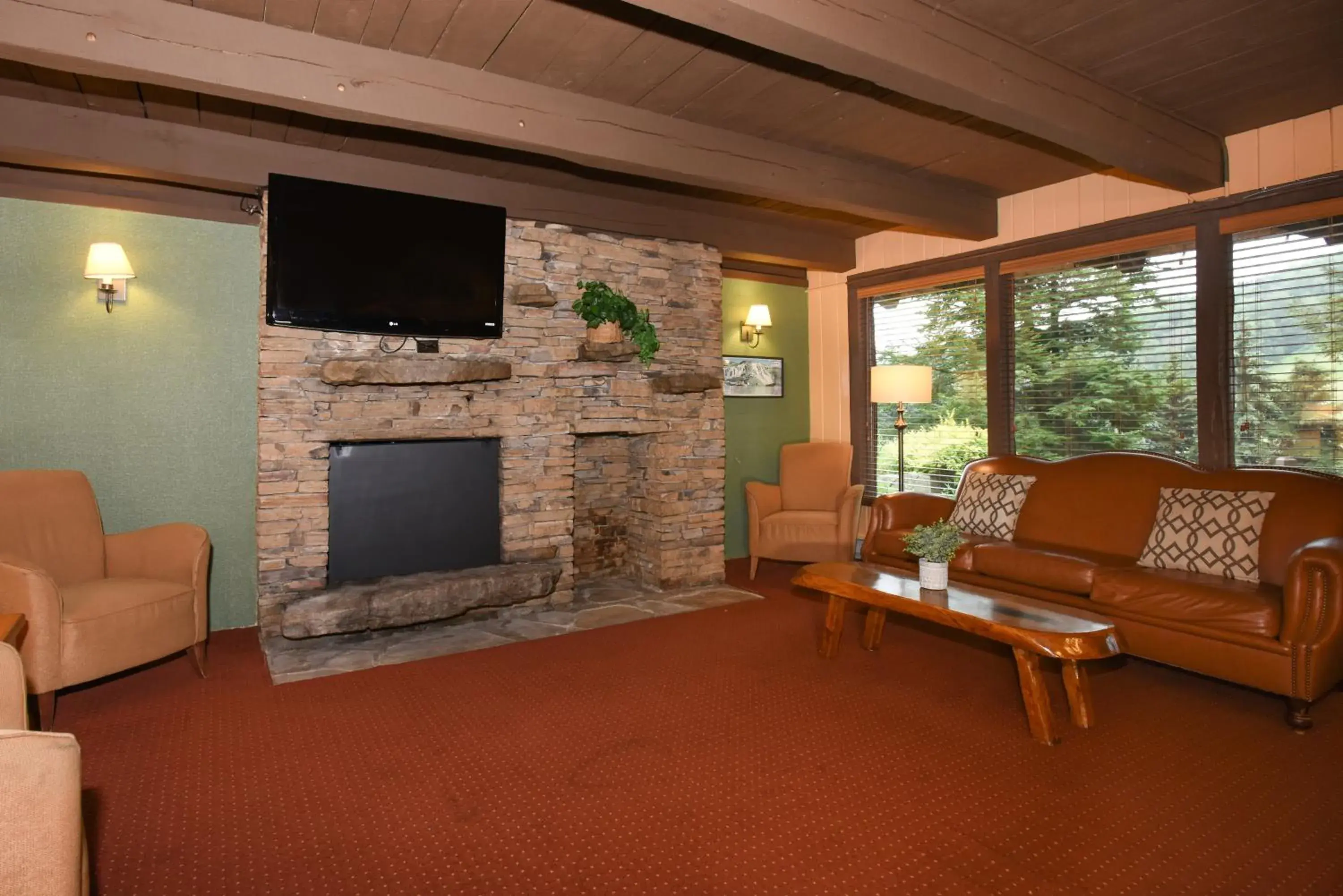 Two-Bedroom Chalet in Seven Springs Resort Properties Two-Bedroom Chalet in Seven Springs Resort Properties