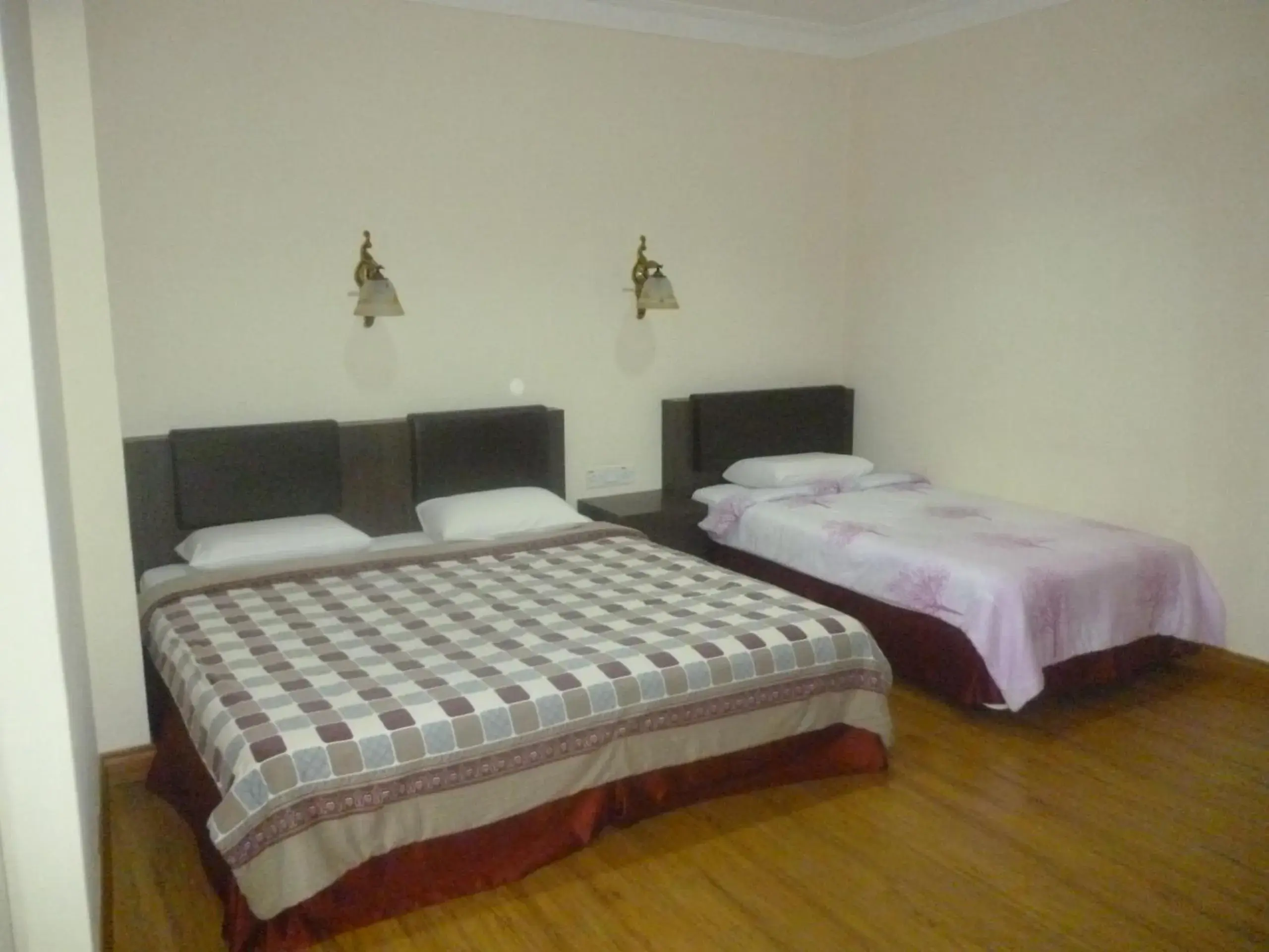 Bed in G Six Hotel Bed in G Six Hotel