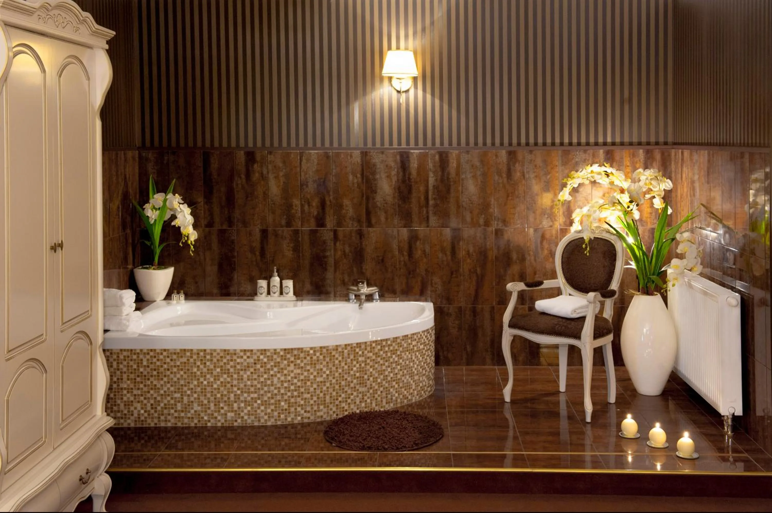 Bathroom in Hotel Chopin Business&SPA