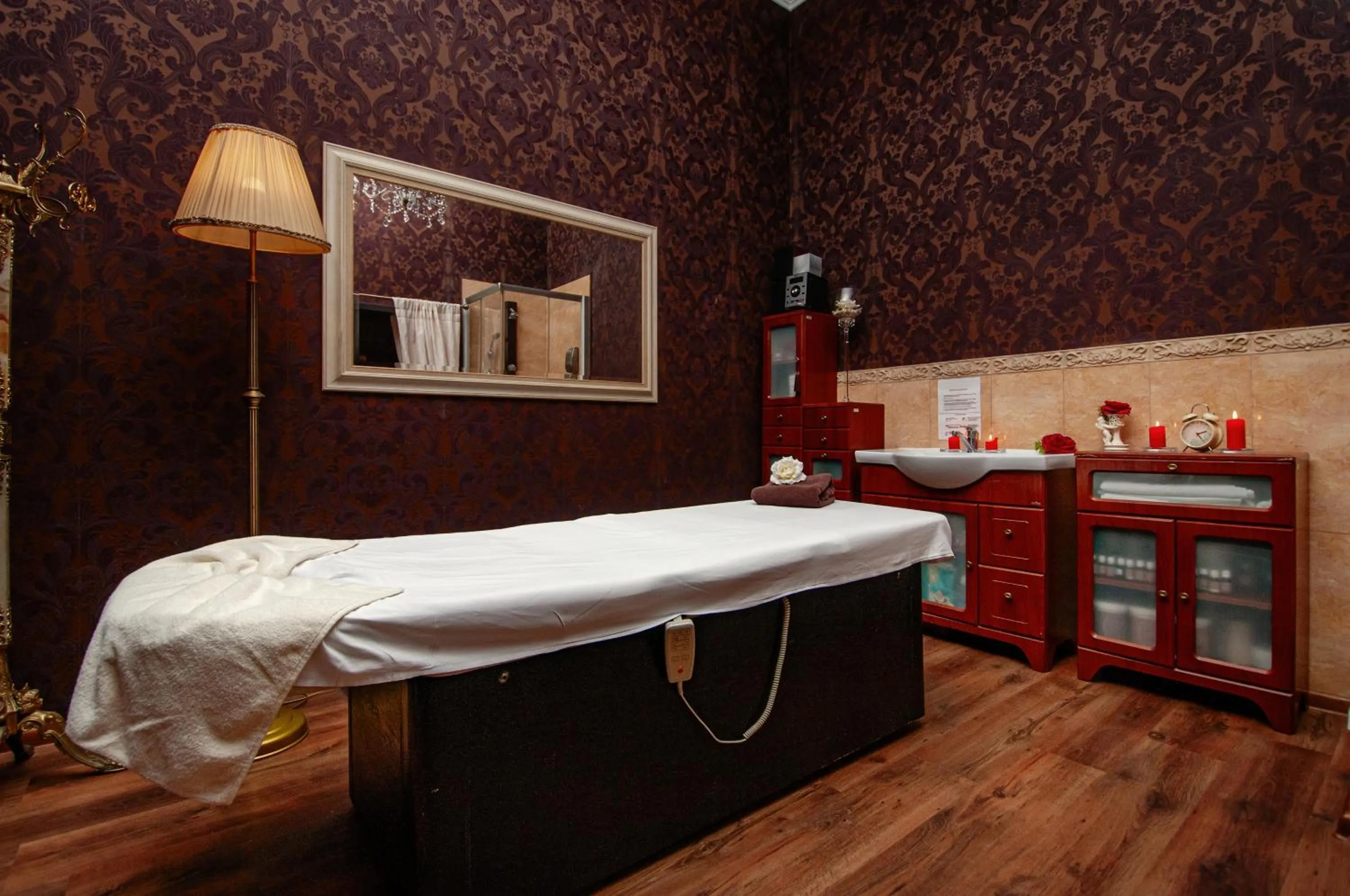 Massage in Hotel Chopin Business&SPA