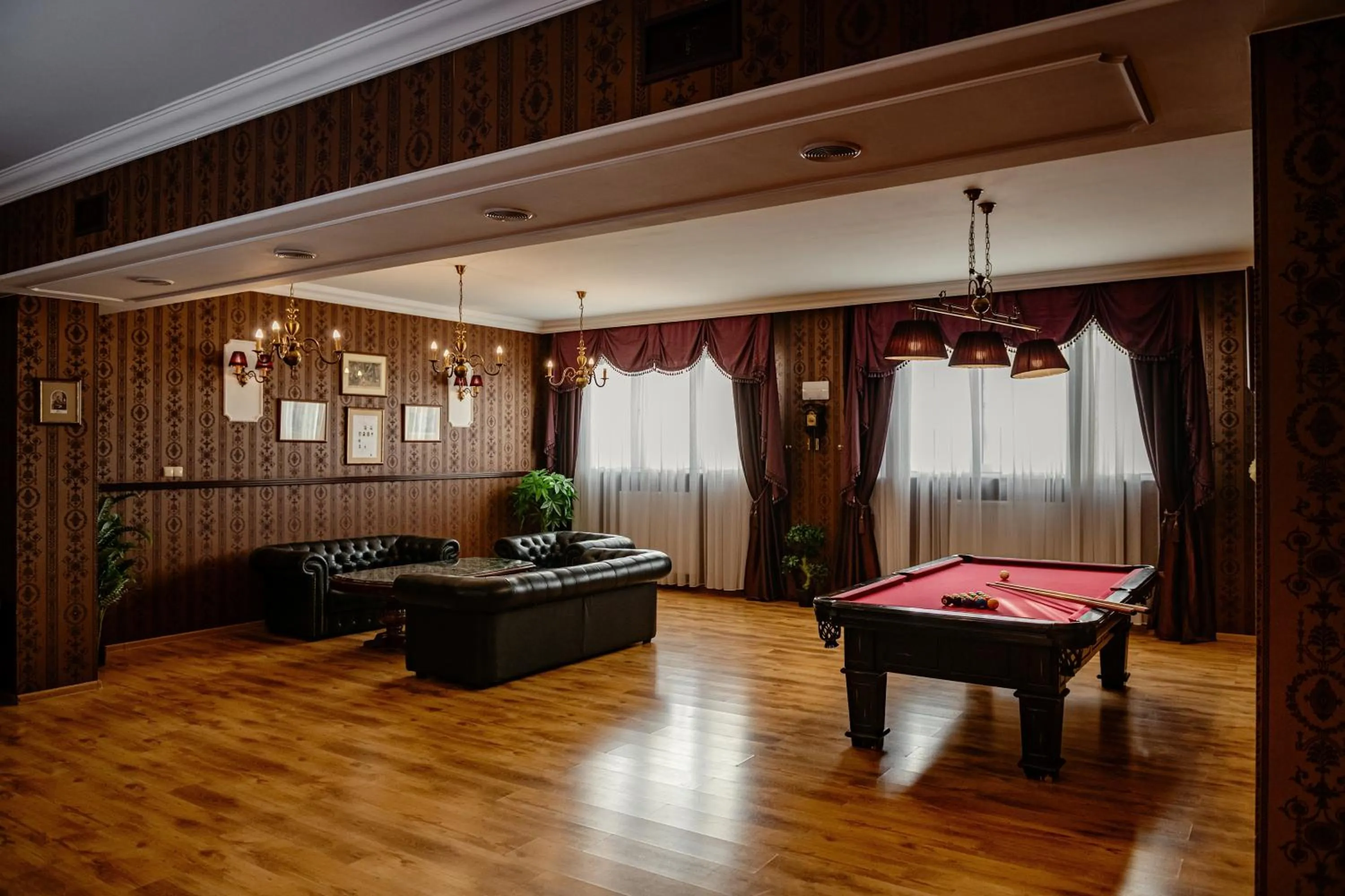 Billiard in Hotel Chopin Business&SPA