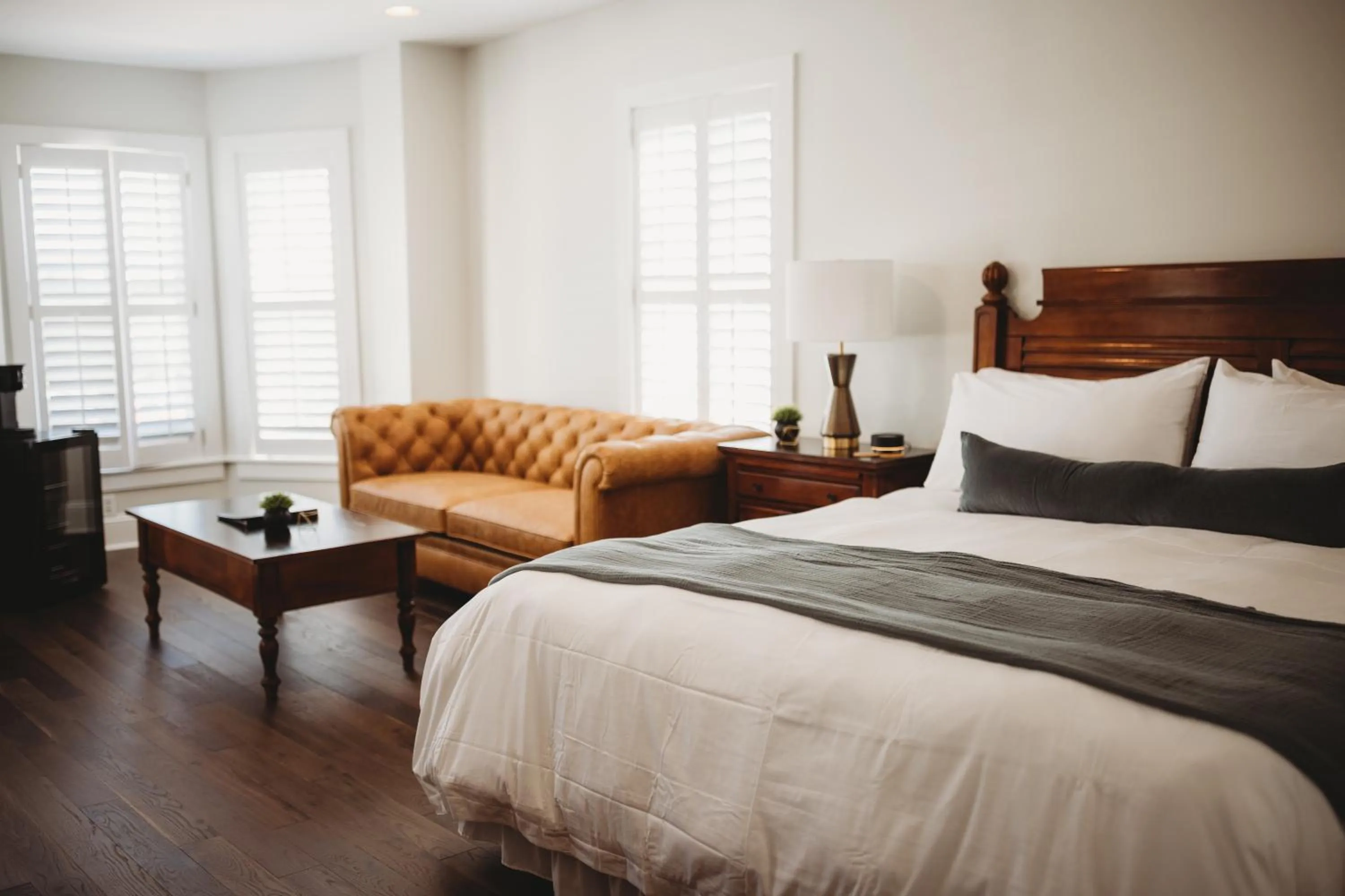 Bed in The Jefferson Inn