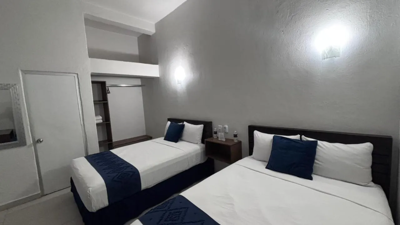 Bed in Hotel Juarez 70