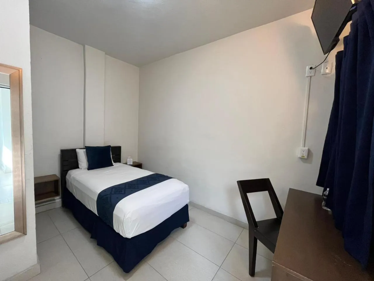 Bed in Hotel Juarez 70