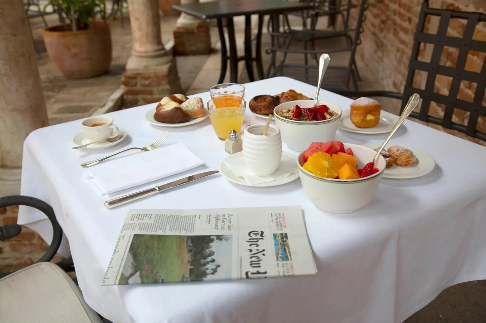 Breakfast in San Clemente Palace, Venice - Managed by Mandarin Oriental Breakfast in San Clemente Palace, Venice - Managed by Mandarin Oriental