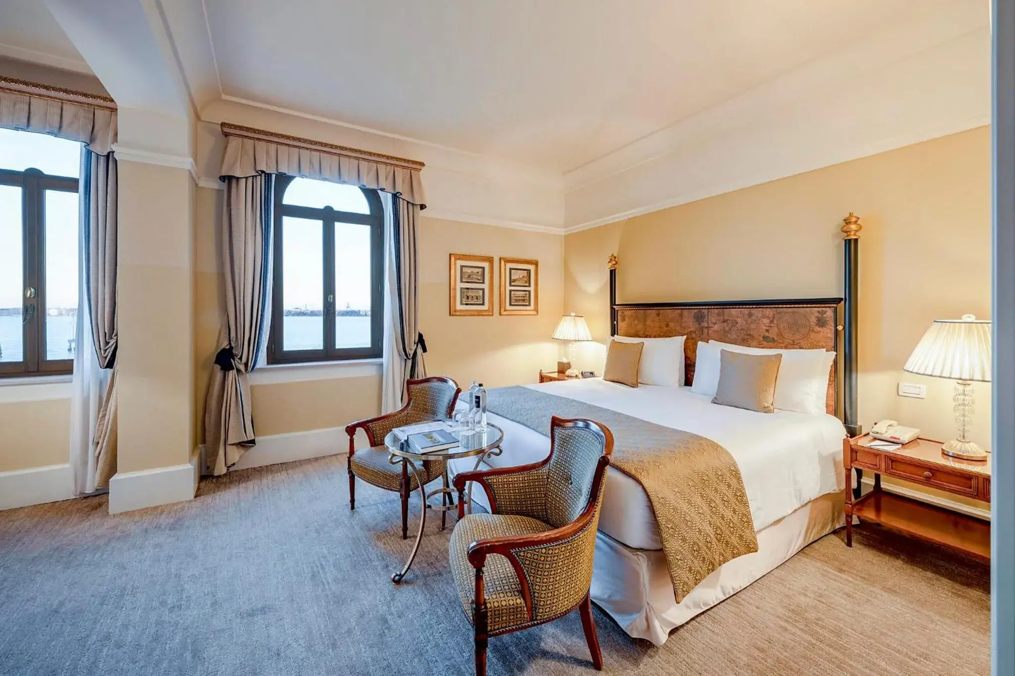 Lagoon Suite in San Clemente Palace Venice Lagoon Suite in San Clemente Palace Venice