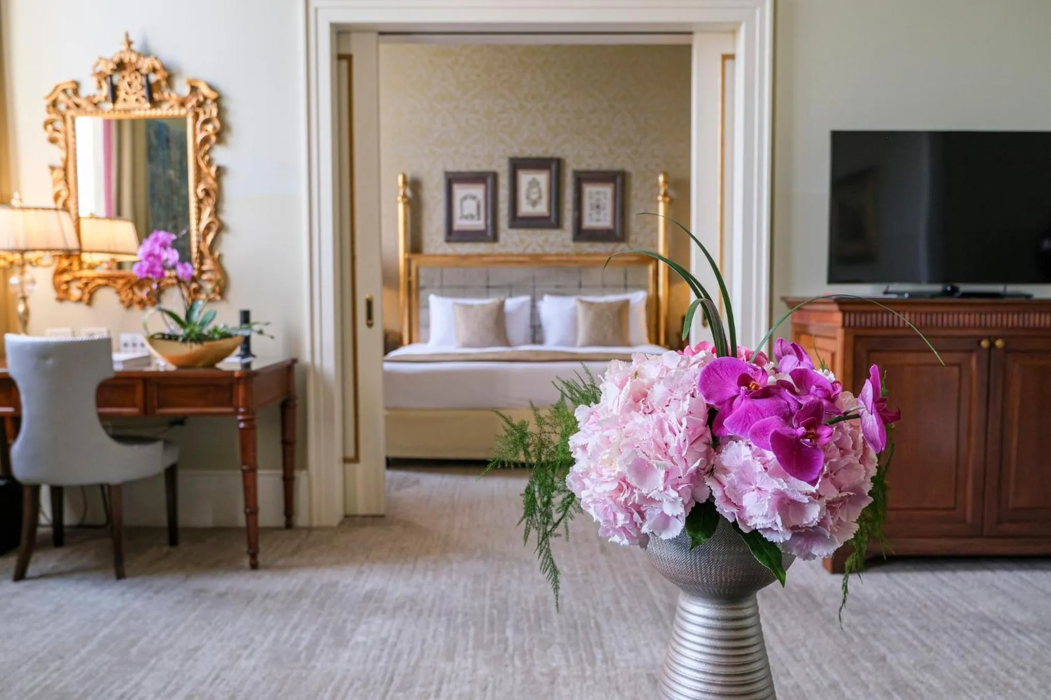 Photo of the whole room in San Clemente Palace Venice