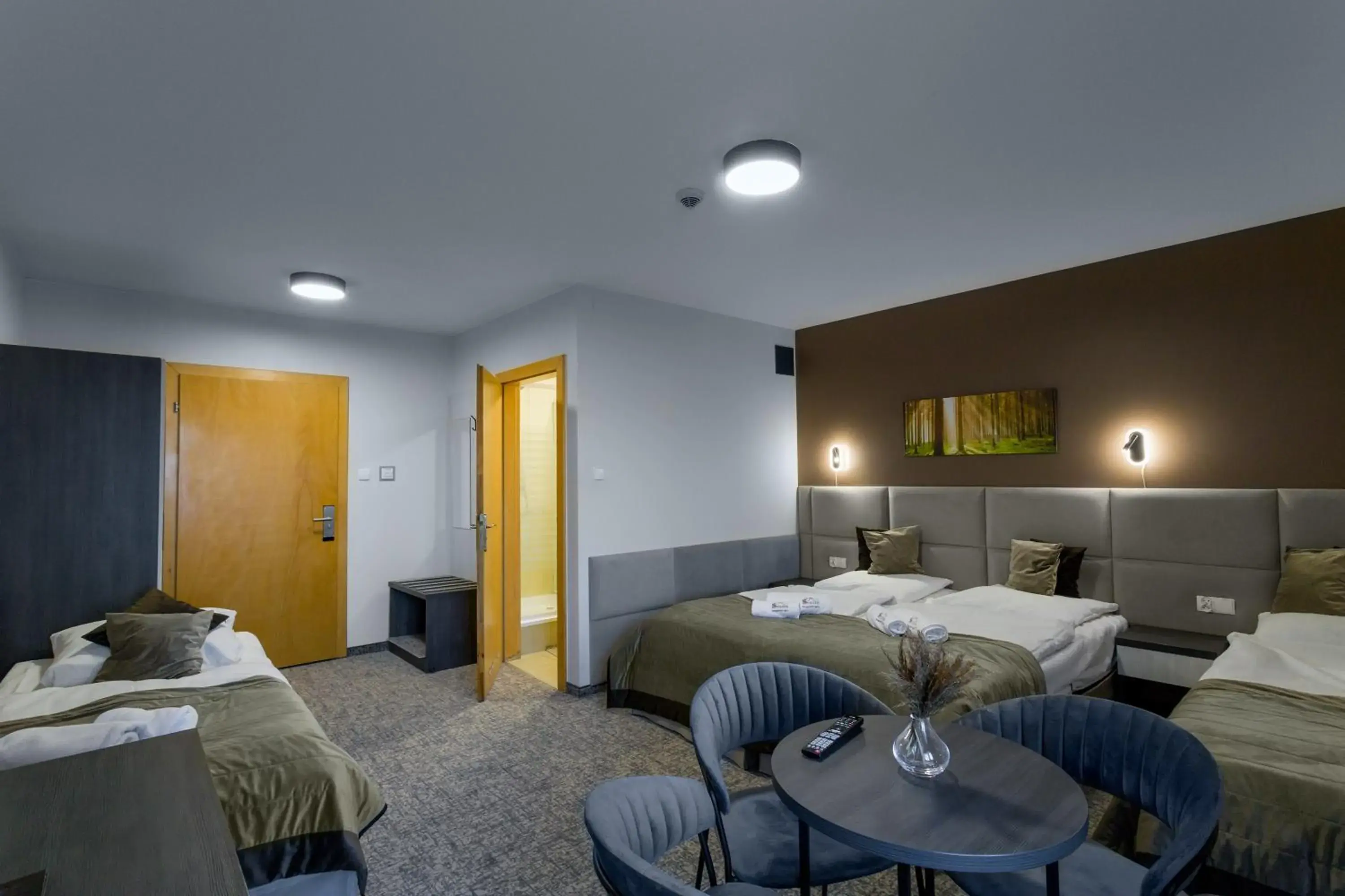 Quadruple Room in Pensjonat Śnieżka SPA Quadruple Room in Pensjonat Śnieżka SPA